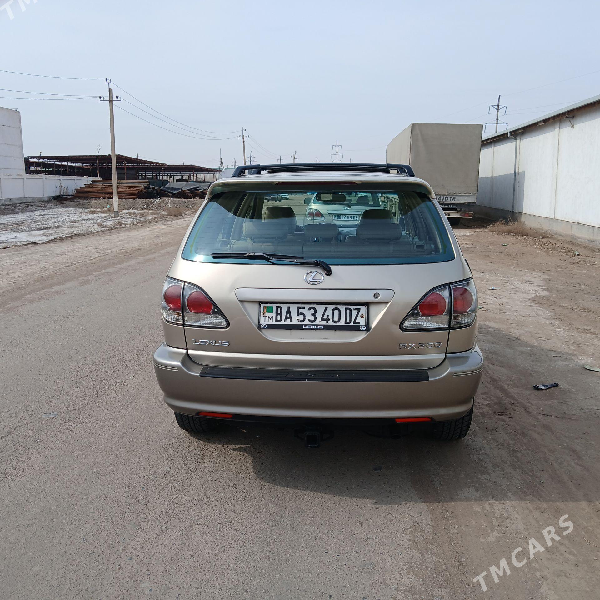 Lexus RX 300 2003 - 250 000 TMT - Дашогуз - img 1