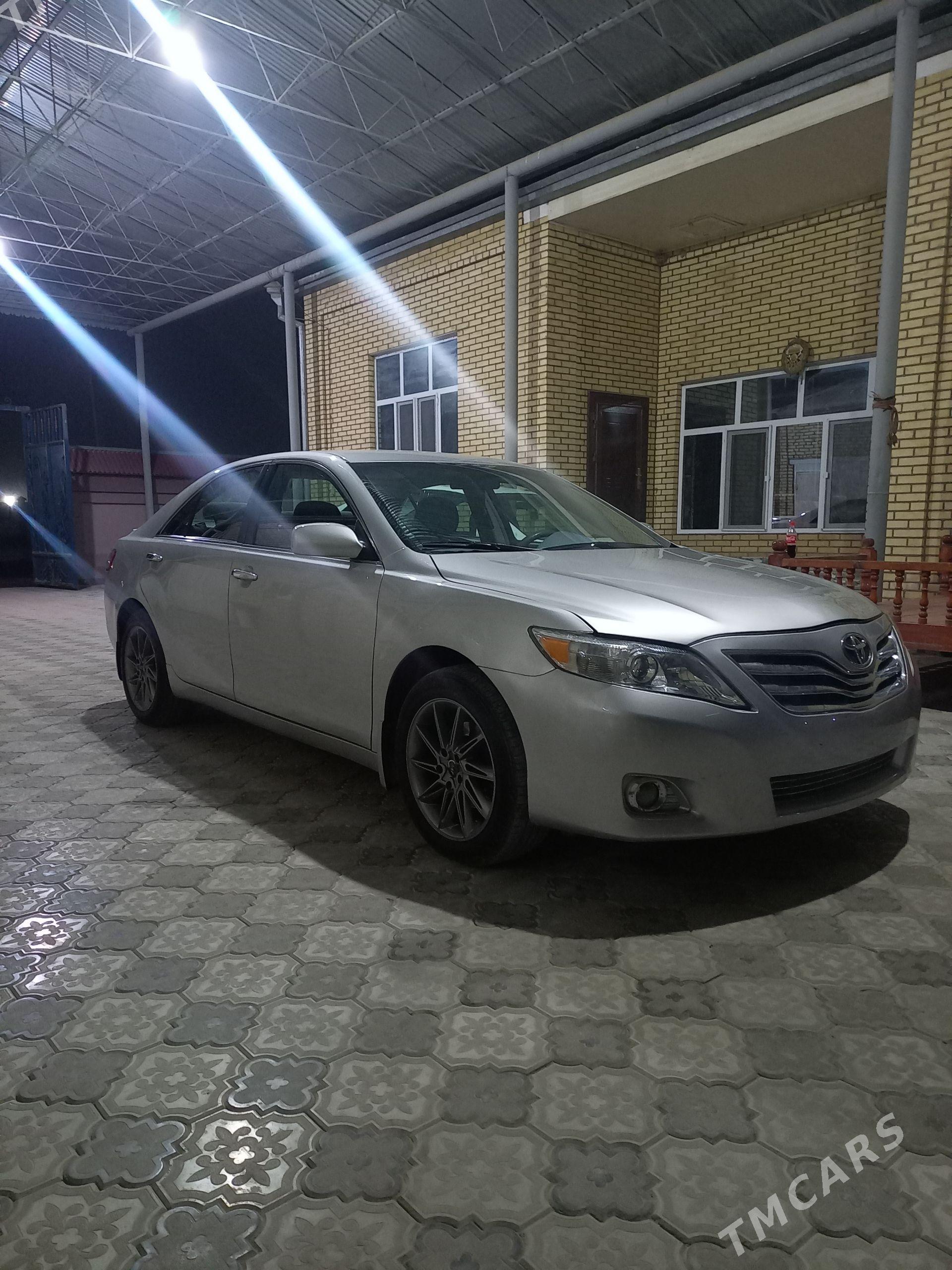 Toyota Camry 2011 - 206 000 TMT - Мары - img 1