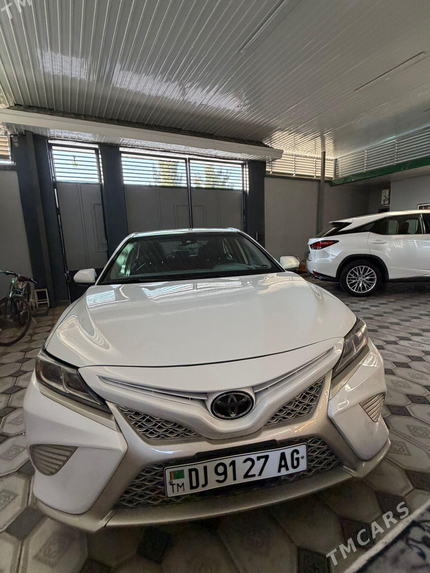 Toyota Camry 2020 - 315 000 TMT - Aşgabat - img 1