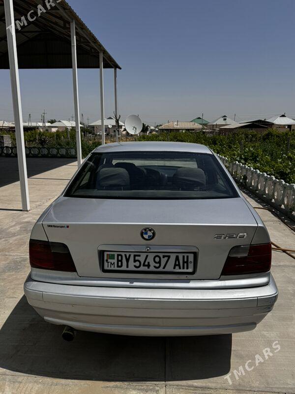 BMW 320 1993 - 40 000 TMT - Гёкдепе - img 1