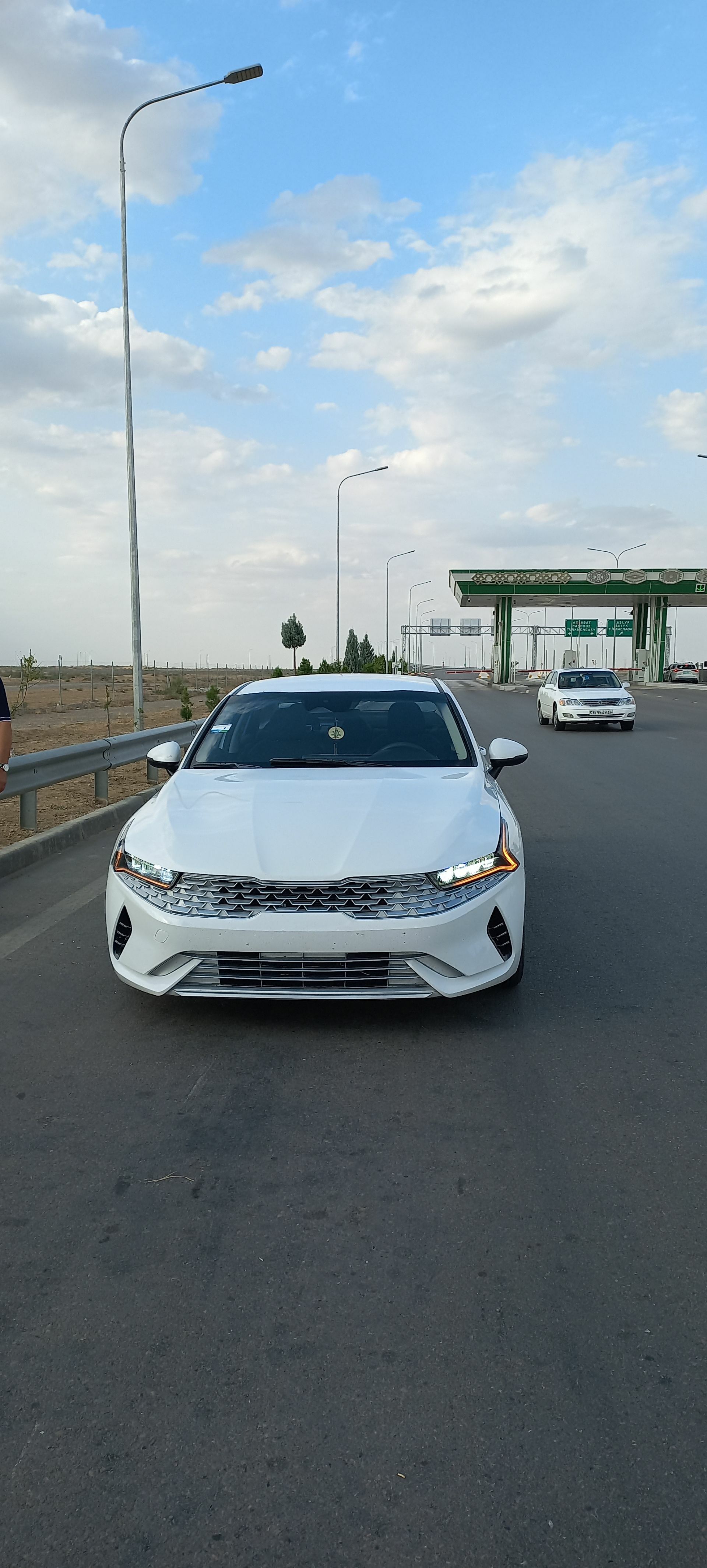 Kia K5 2021 - 270 000 TMT - Балканабат - img 1