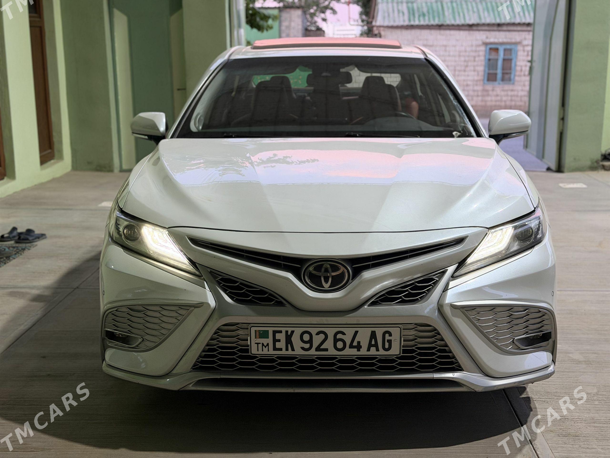 Toyota Camry 2021 - 410 000 TMT - Ашхабад - img 1