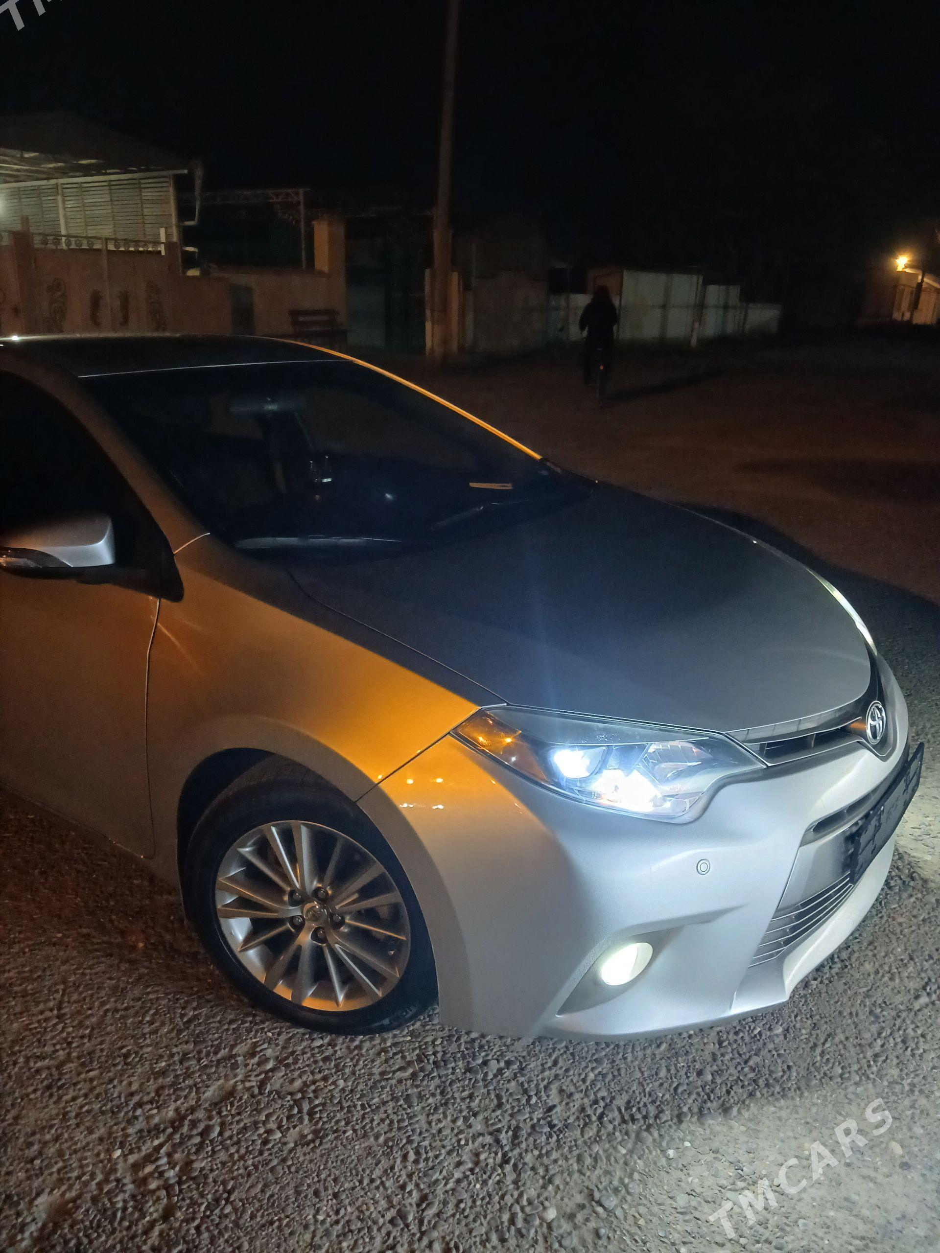 Toyota Corolla 2014 - 198 000 TMT - Parahat 1 - img 1