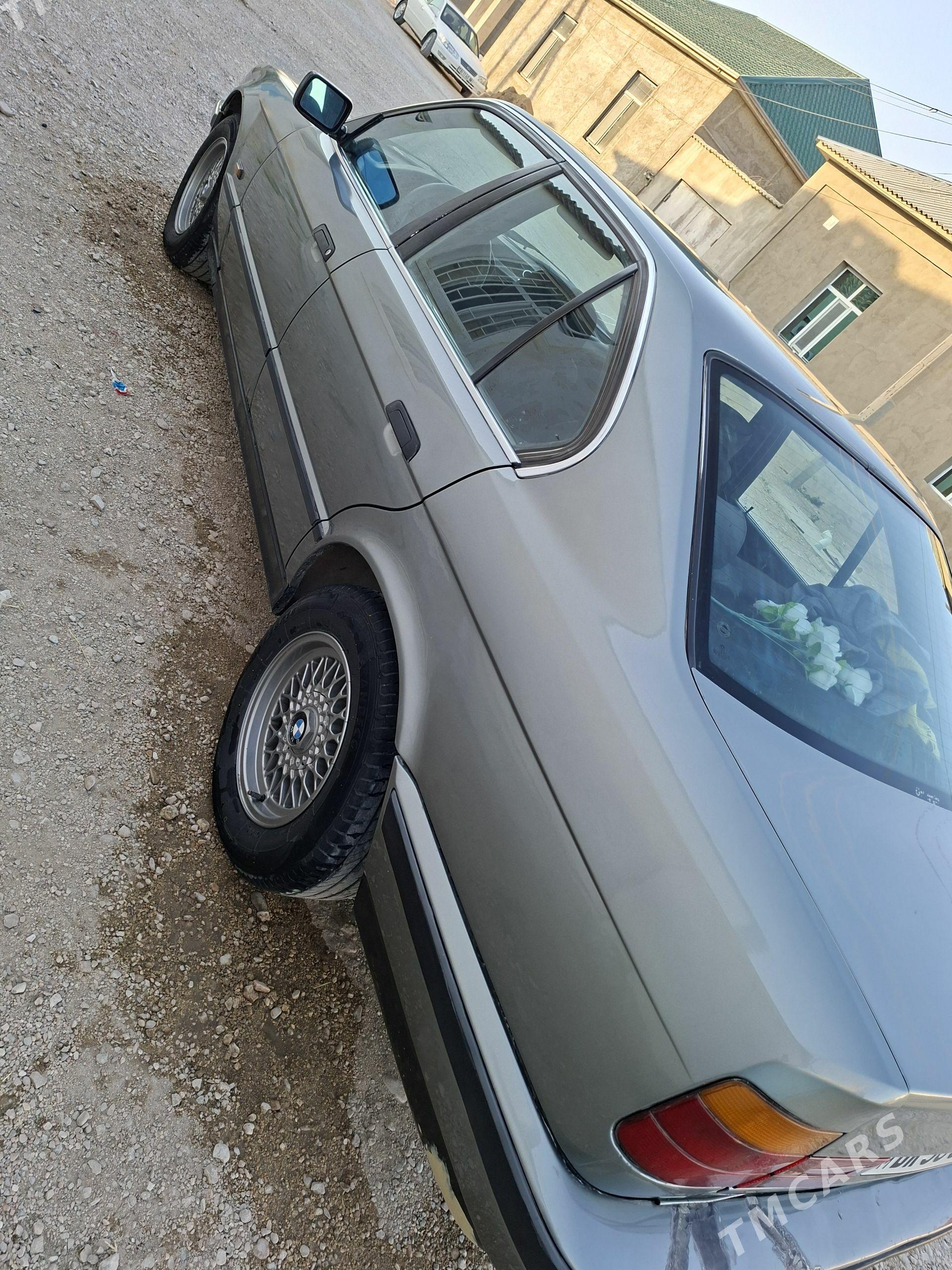BMW 535 1990 - 50 000 TMT - Балканабат - img 1