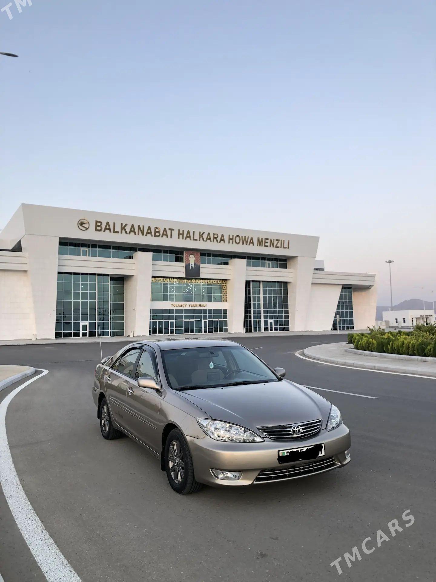 Toyota Camry 2003 - 185 000 TMT - Балканабат - img 1
