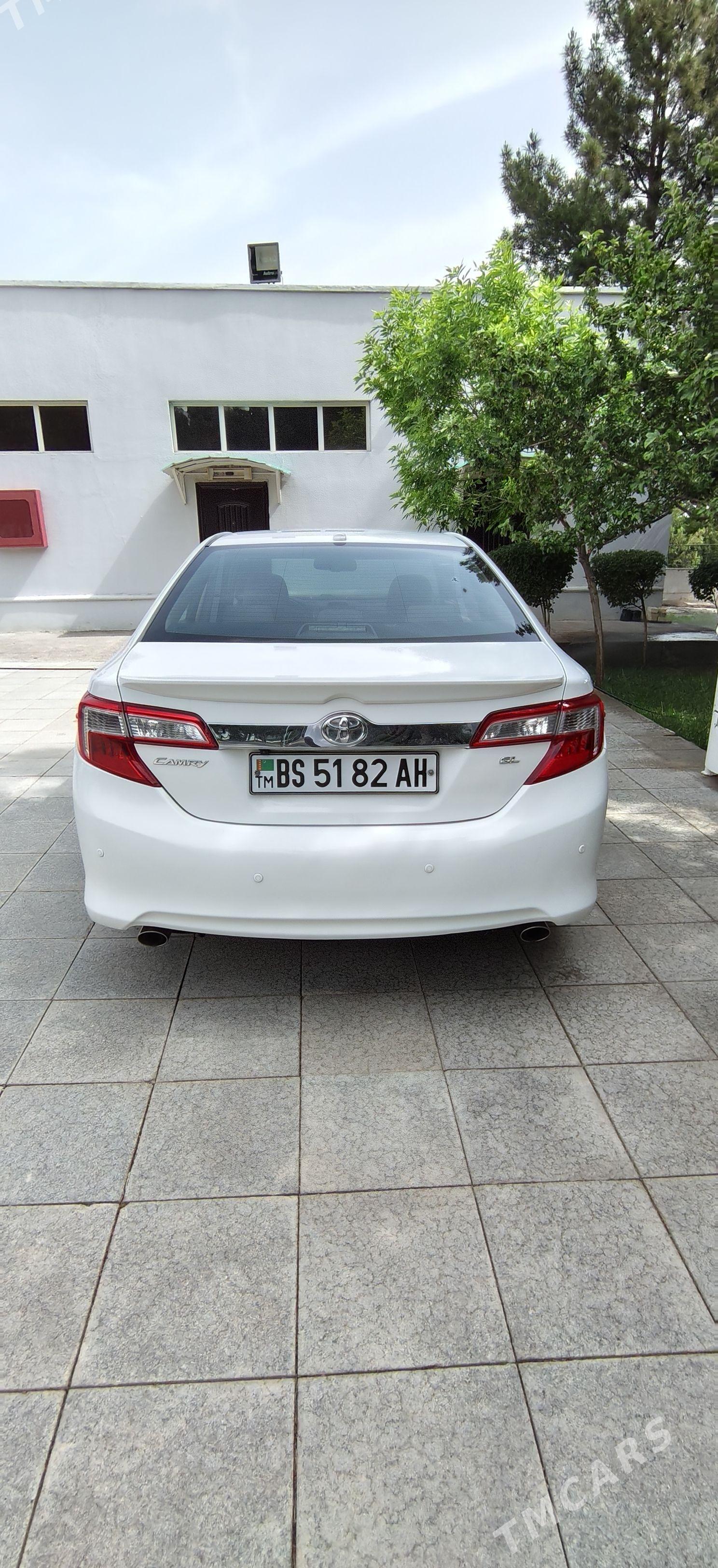 Toyota Camry 2013 - 240 000 TMT - Bäherden - img 1