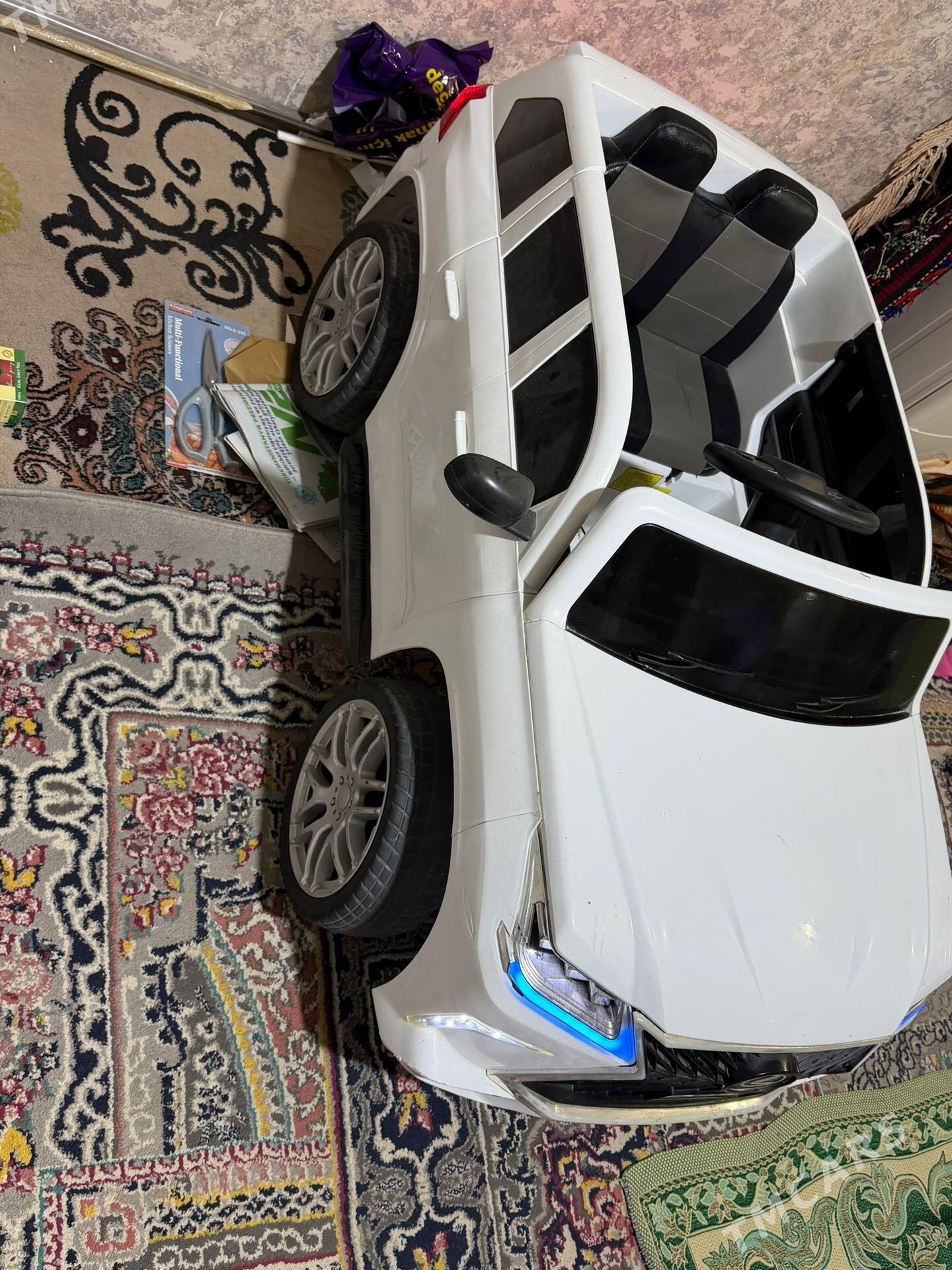 Lexus 570 - Balkanabat - img 1