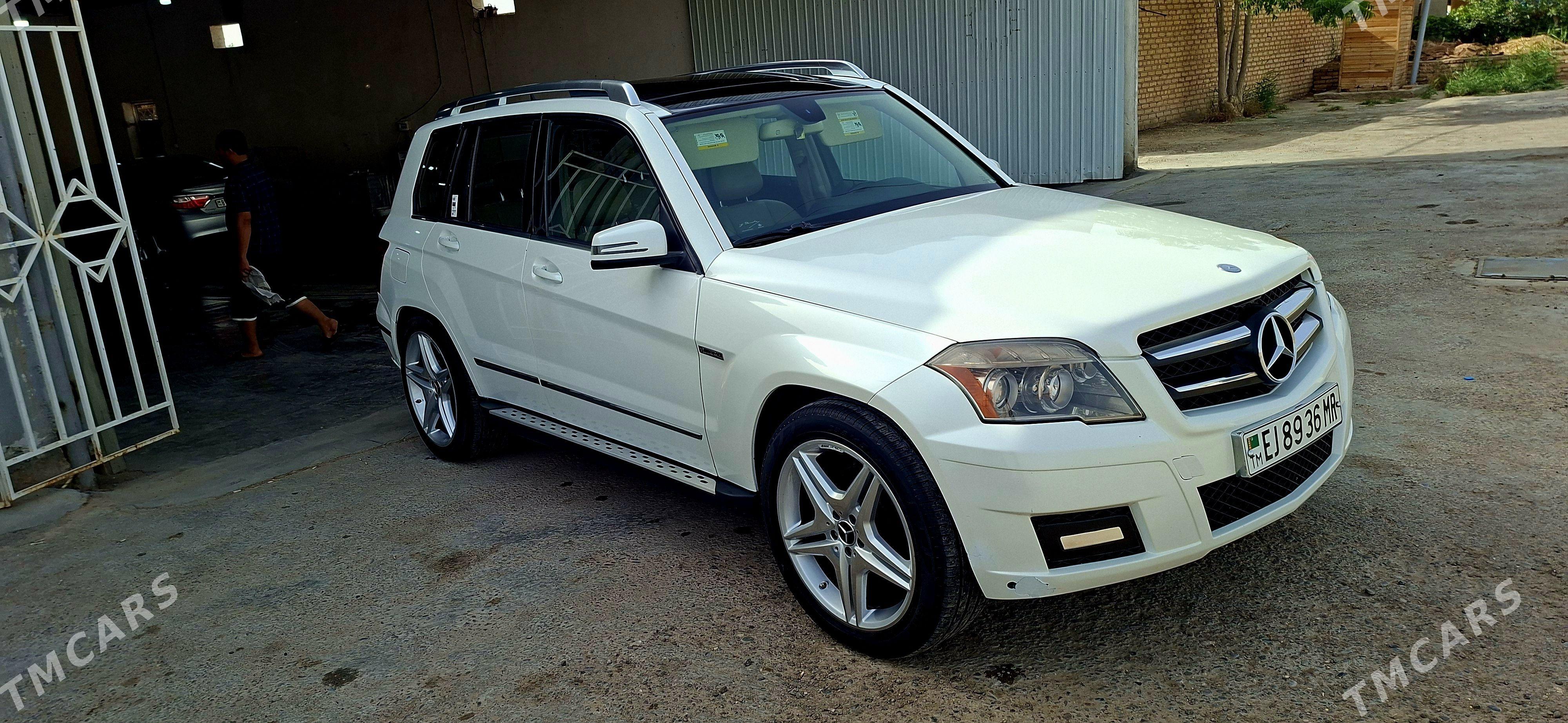 Mercedes-Benz GLK 350 2010 - 220 000 TMT - Мары - img 1