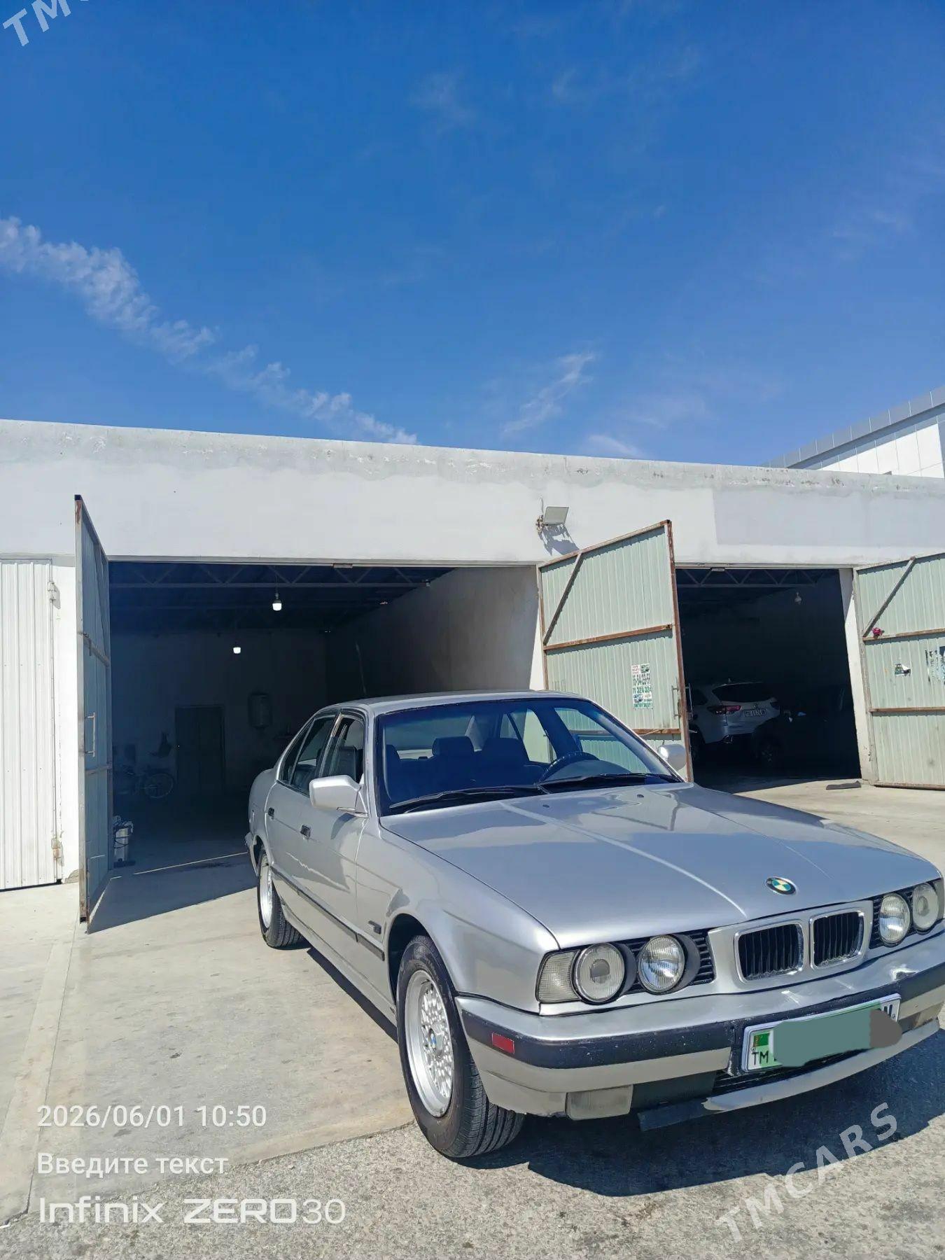BMW 528 1990 - 70 000 TMT - Балканабат - img 1