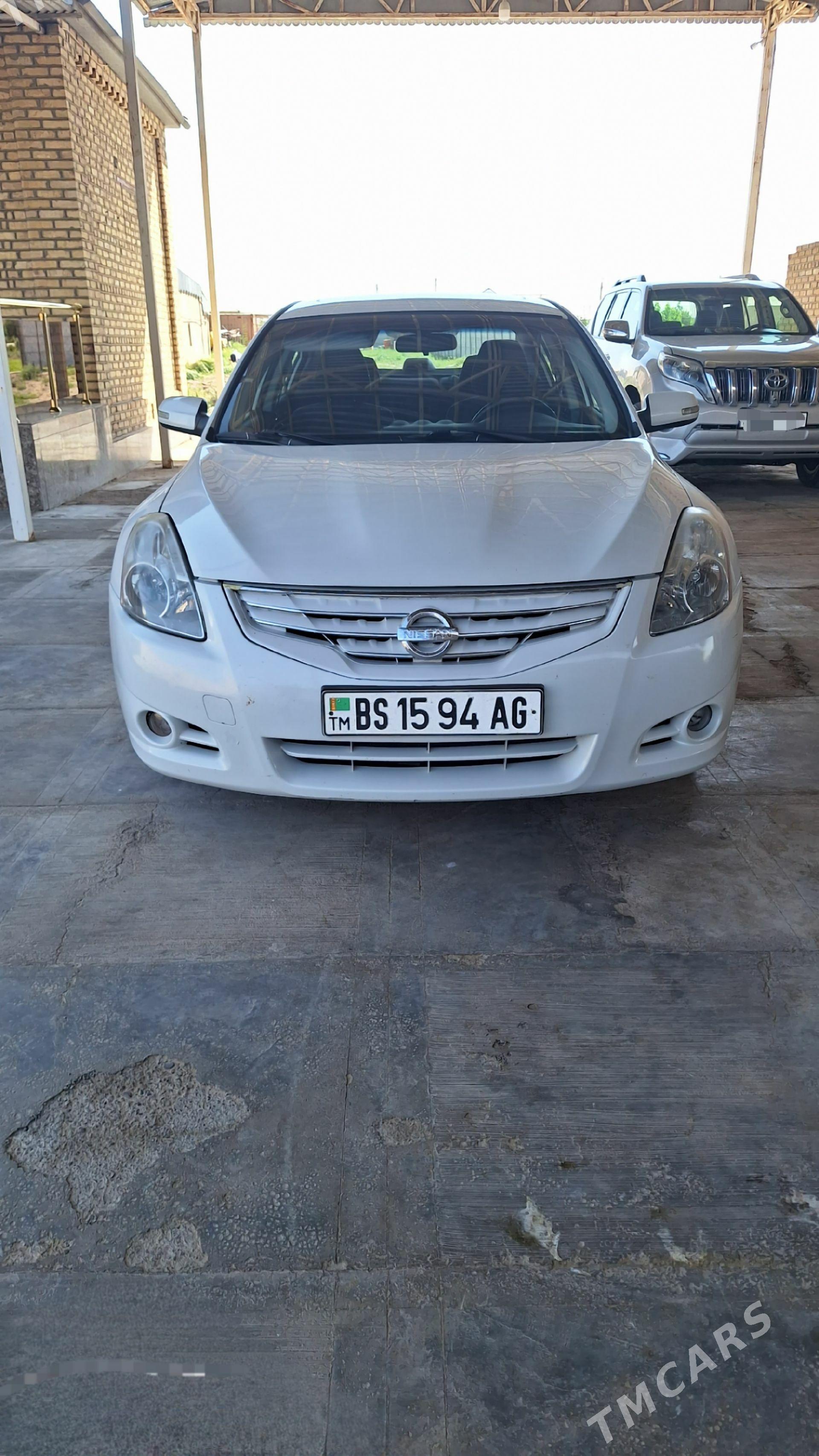 Nissan Altima 2011 - 206 000 TMT - Ашхабад - img 1