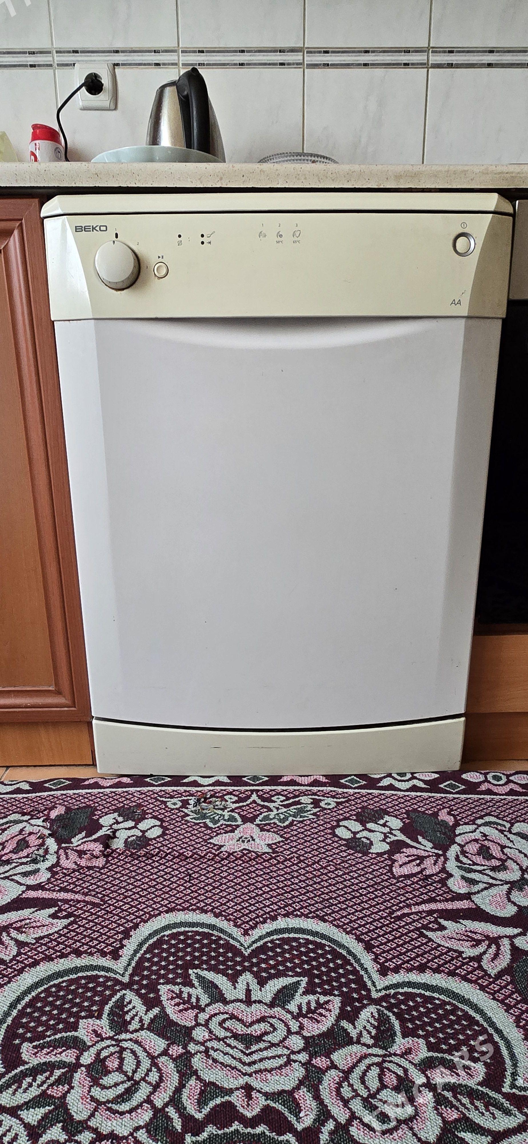 Pasuda moyka beko - Sowetskiý köç. (Garaşsyzlyk şaýoly) - img 1