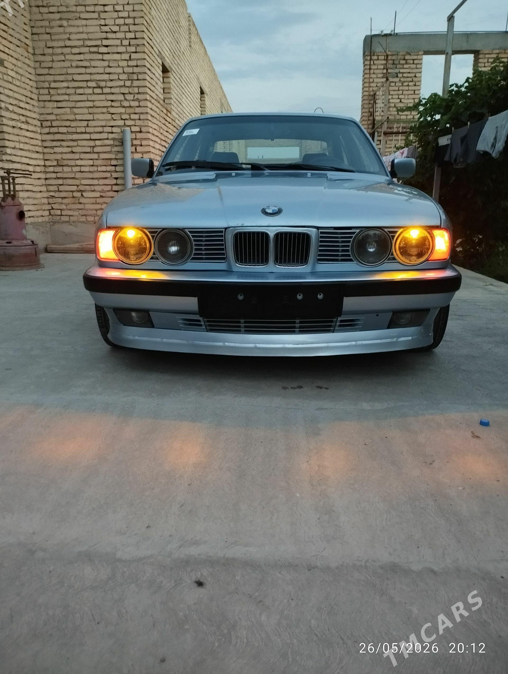 BMW E34 1991 - 75 000 TMT - Чарджоу - img 1