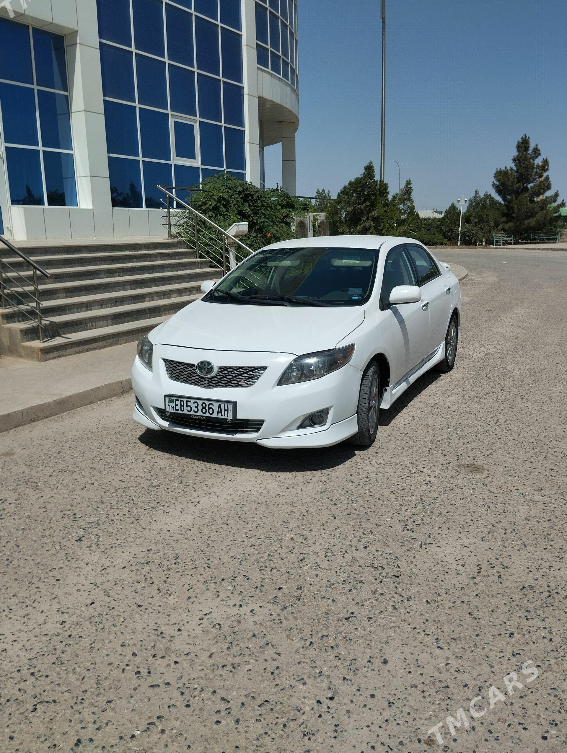 Toyota Corolla 2009 - 160 000 TMT - Теджен - img 1