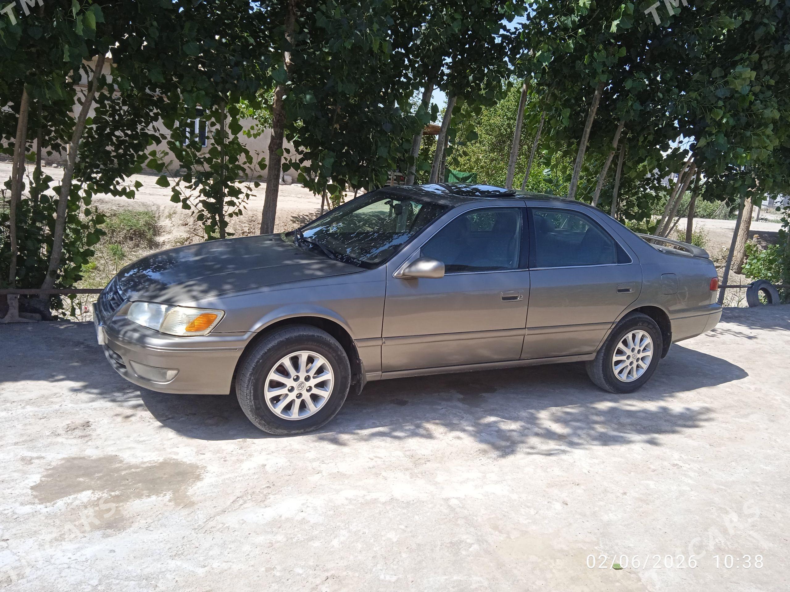 Toyota Camry 1999 - 160 000 TMT - Şabat etr. - img 1