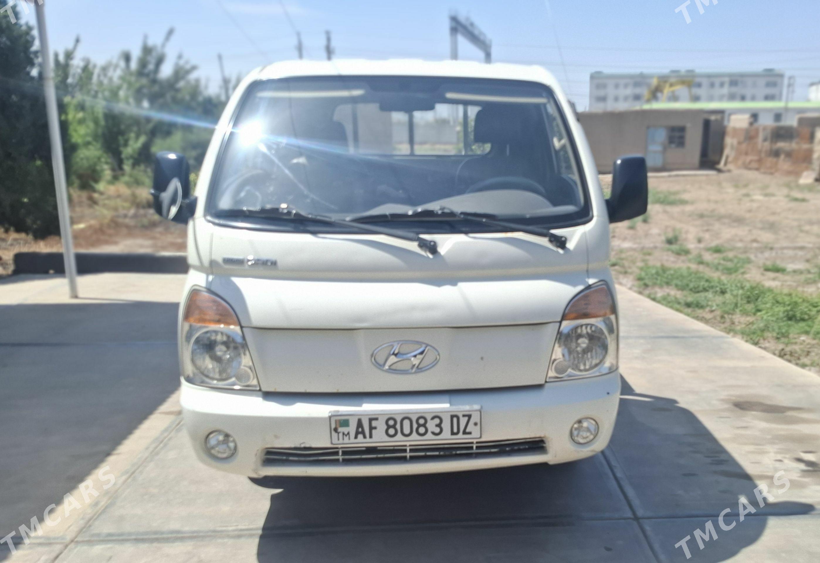 Kia Bongo 2011 - 165 000 TMT - Daşoguz - img 1