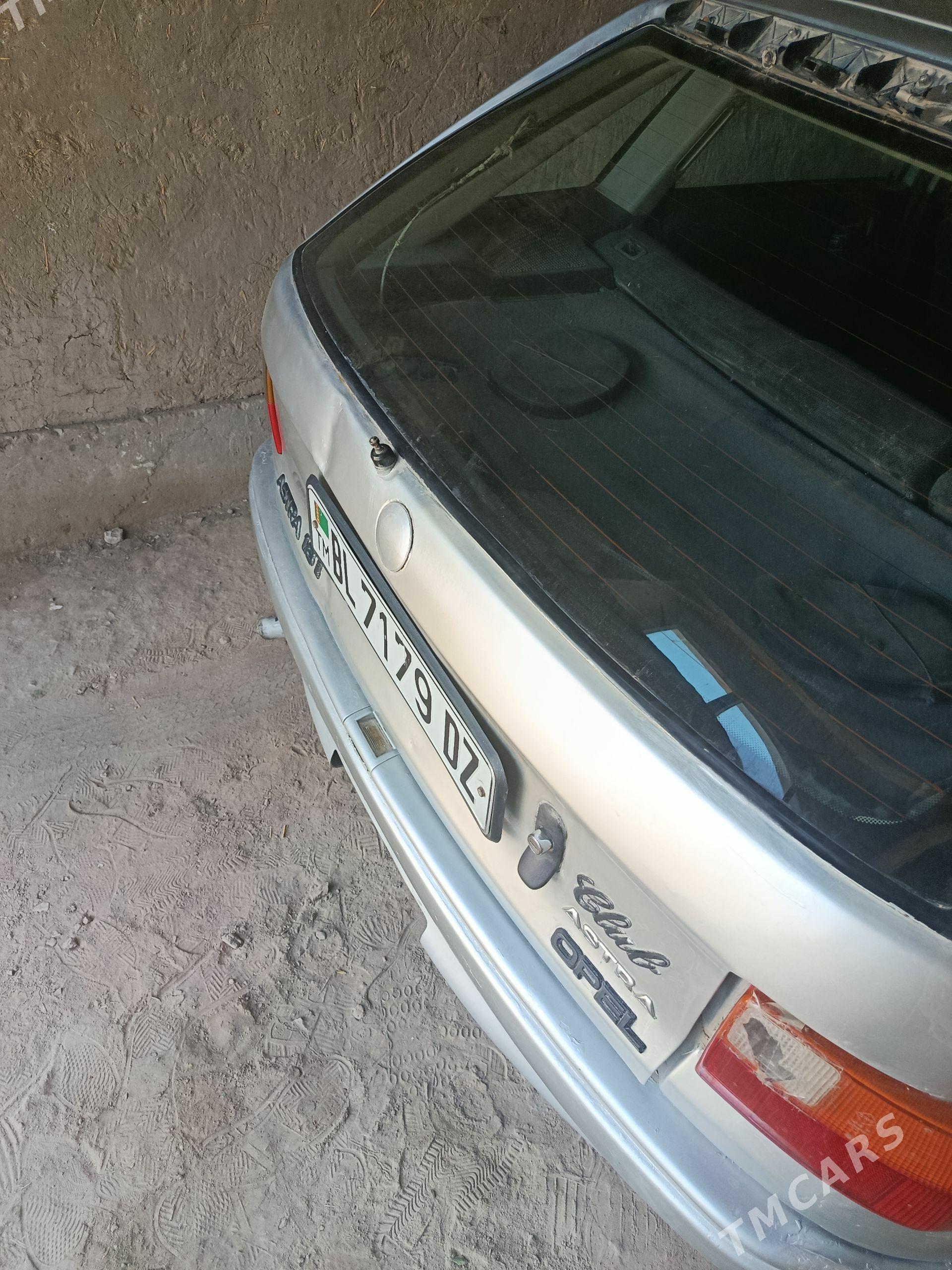 Opel Astra 1992 - 30 000 TMT - Губадаг - img 1