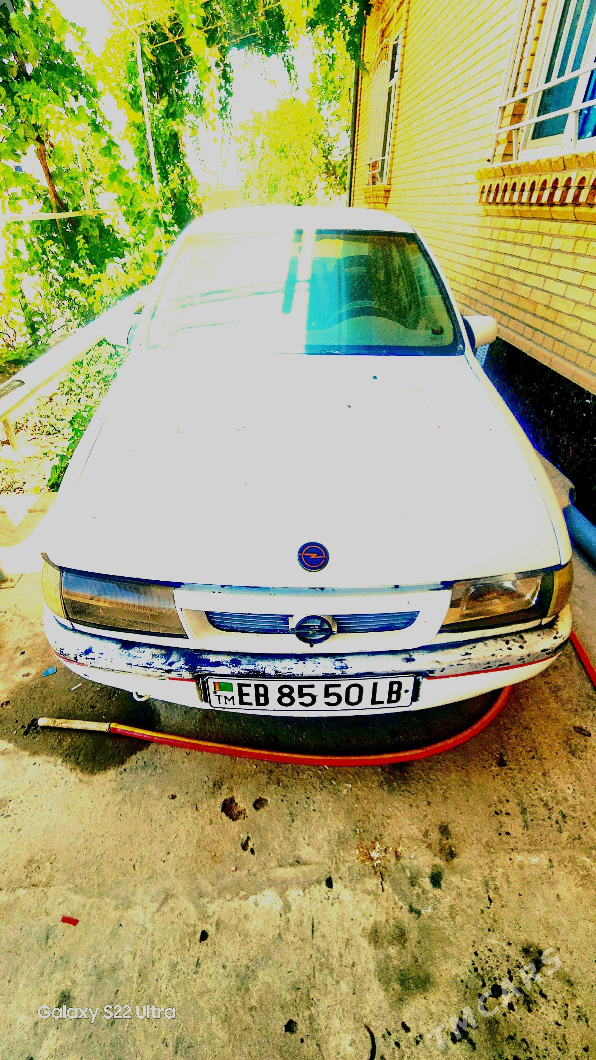 Opel Vectra 1989 - 16 000 TMT - Туркменабат - img 1
