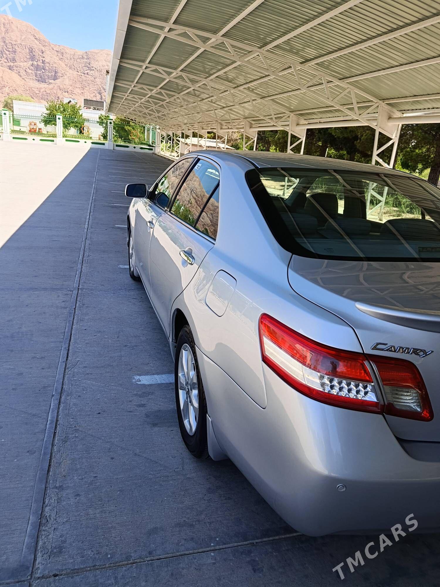 Toyota Camry 2009 - 200 000 TMT - Балканабат - img 1