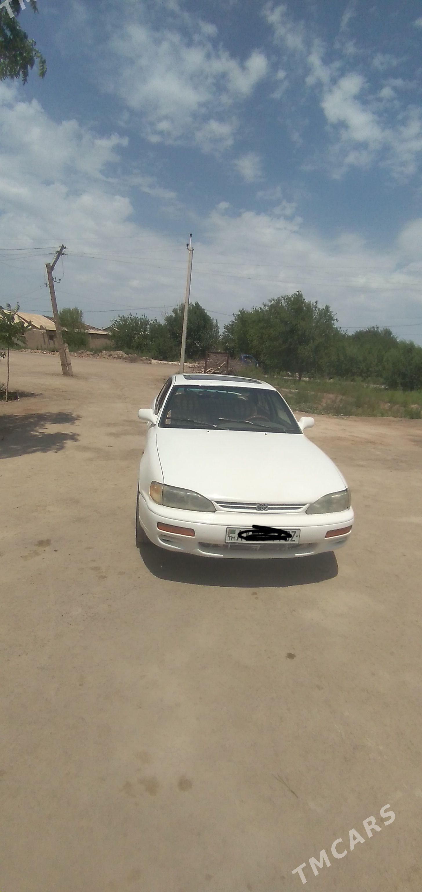 Toyota Camry 1993 - 80 000 TMT - Гурбансолтан Едже - img 1