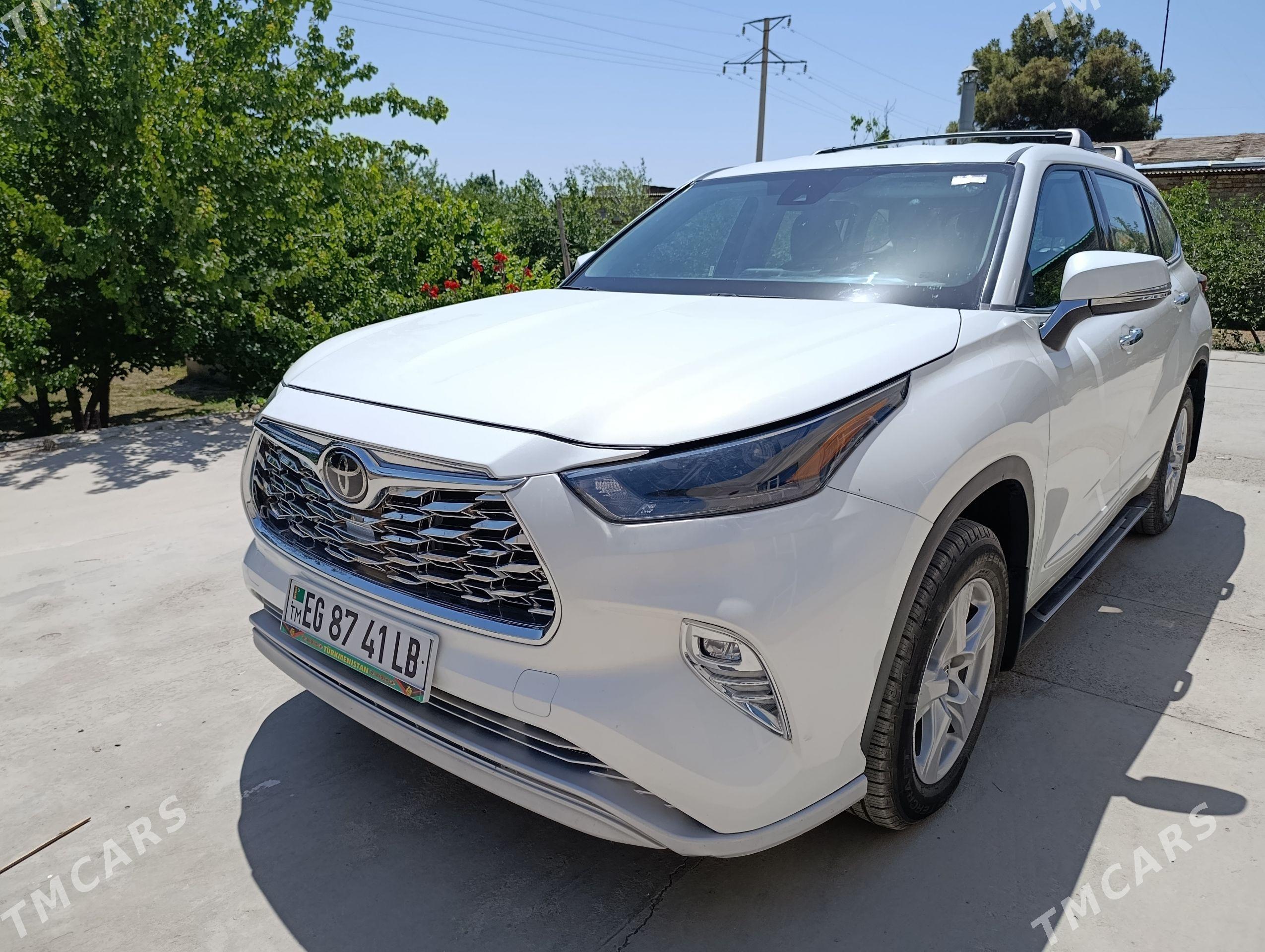 Toyota Highlander 2022 - 530 000 TMT - Туркменабат - img 1
