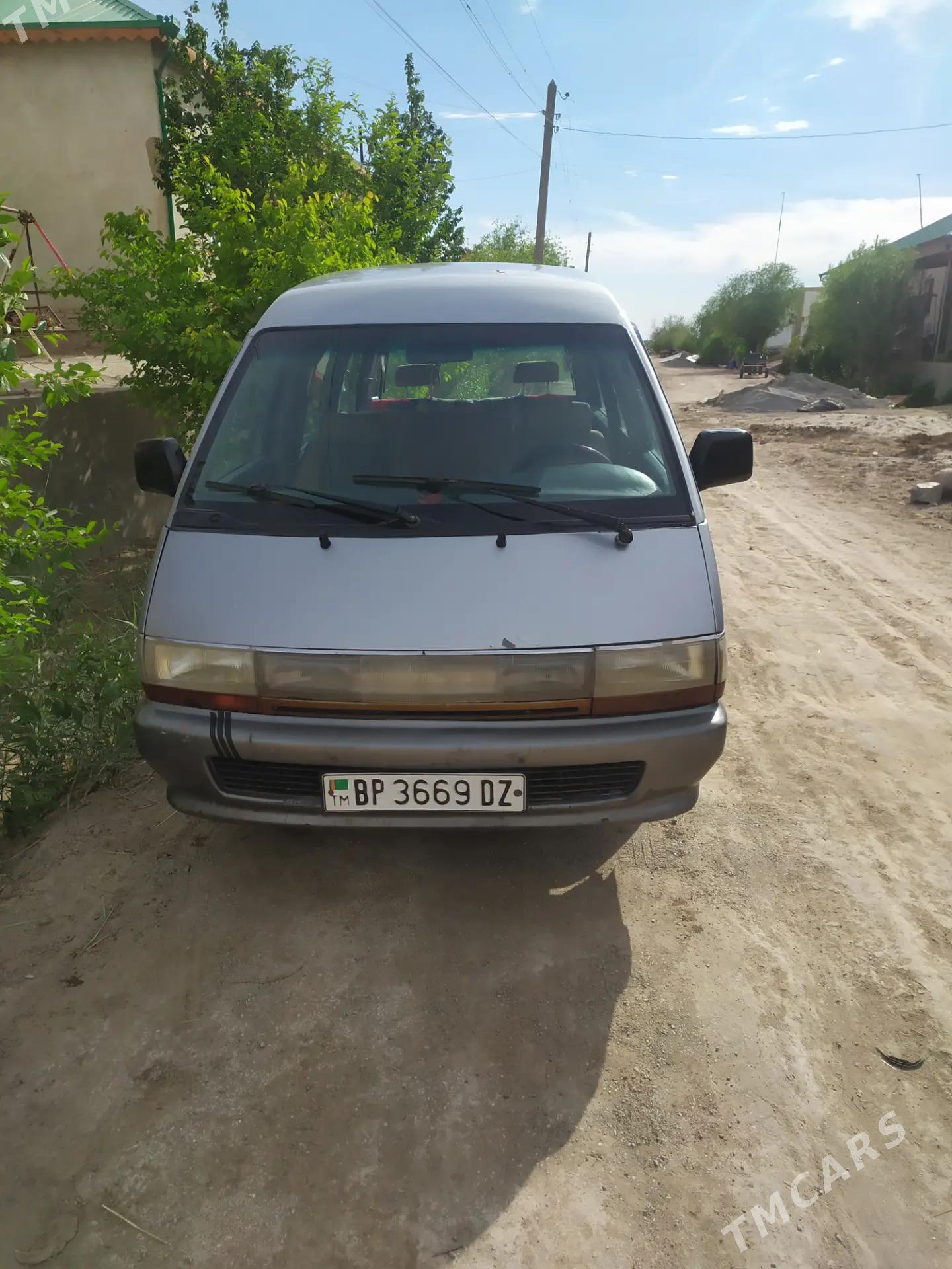 Toyota Town Ace 1989 - 45 000 TMT - Gurbansoltan Eje - img 1
