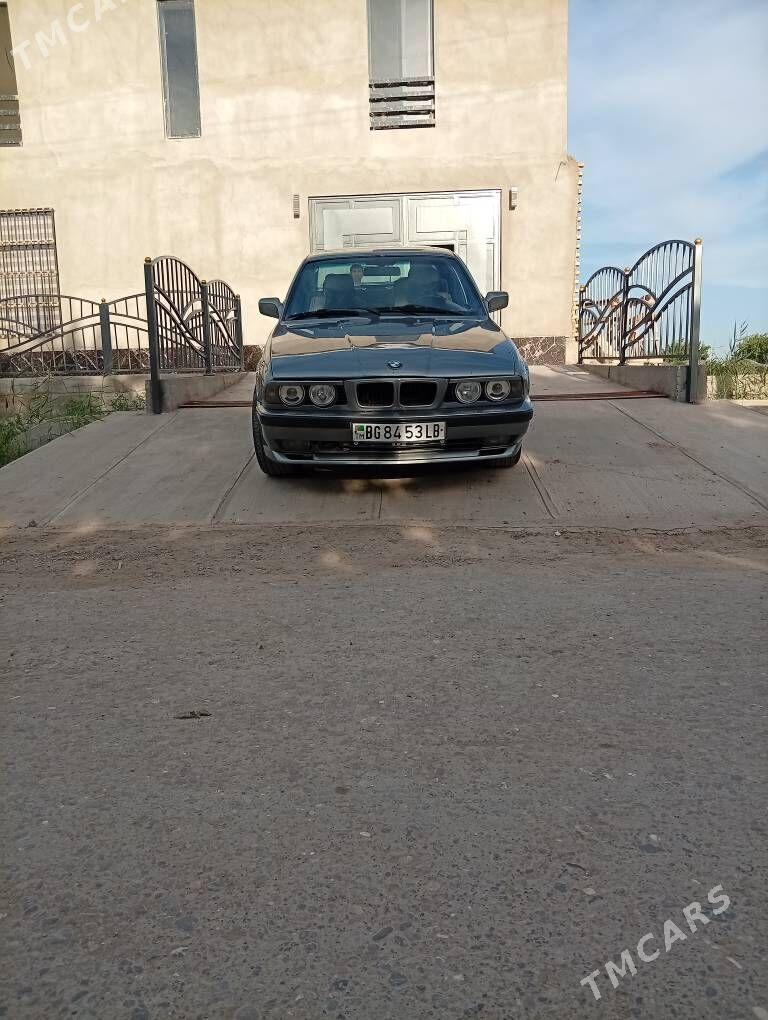 BMW 525 1990 - 75 000 TMT - Фарап - img 1