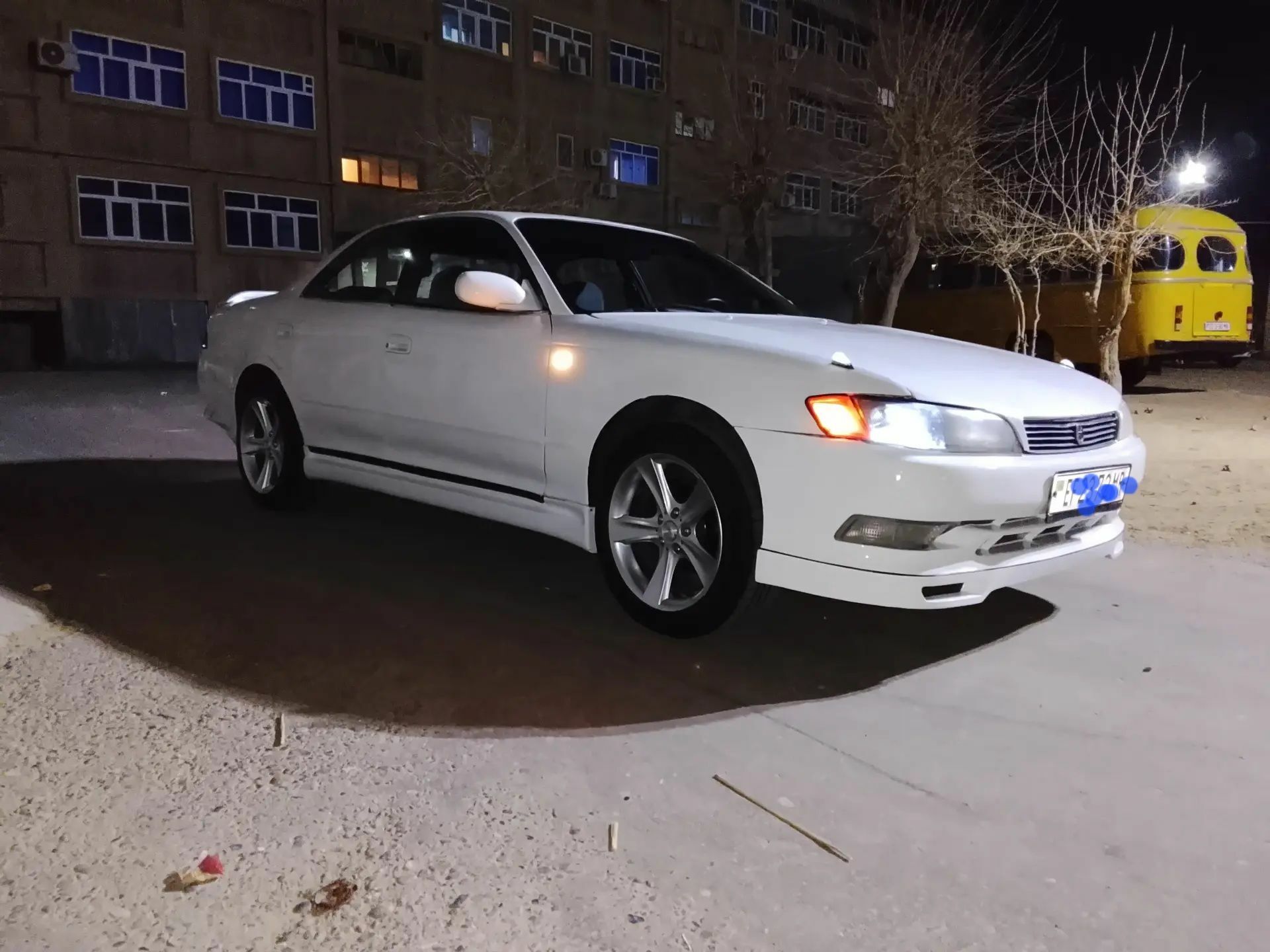 Toyota Mark II 1995 - 65 000 TMT - Огуз хан - img 1