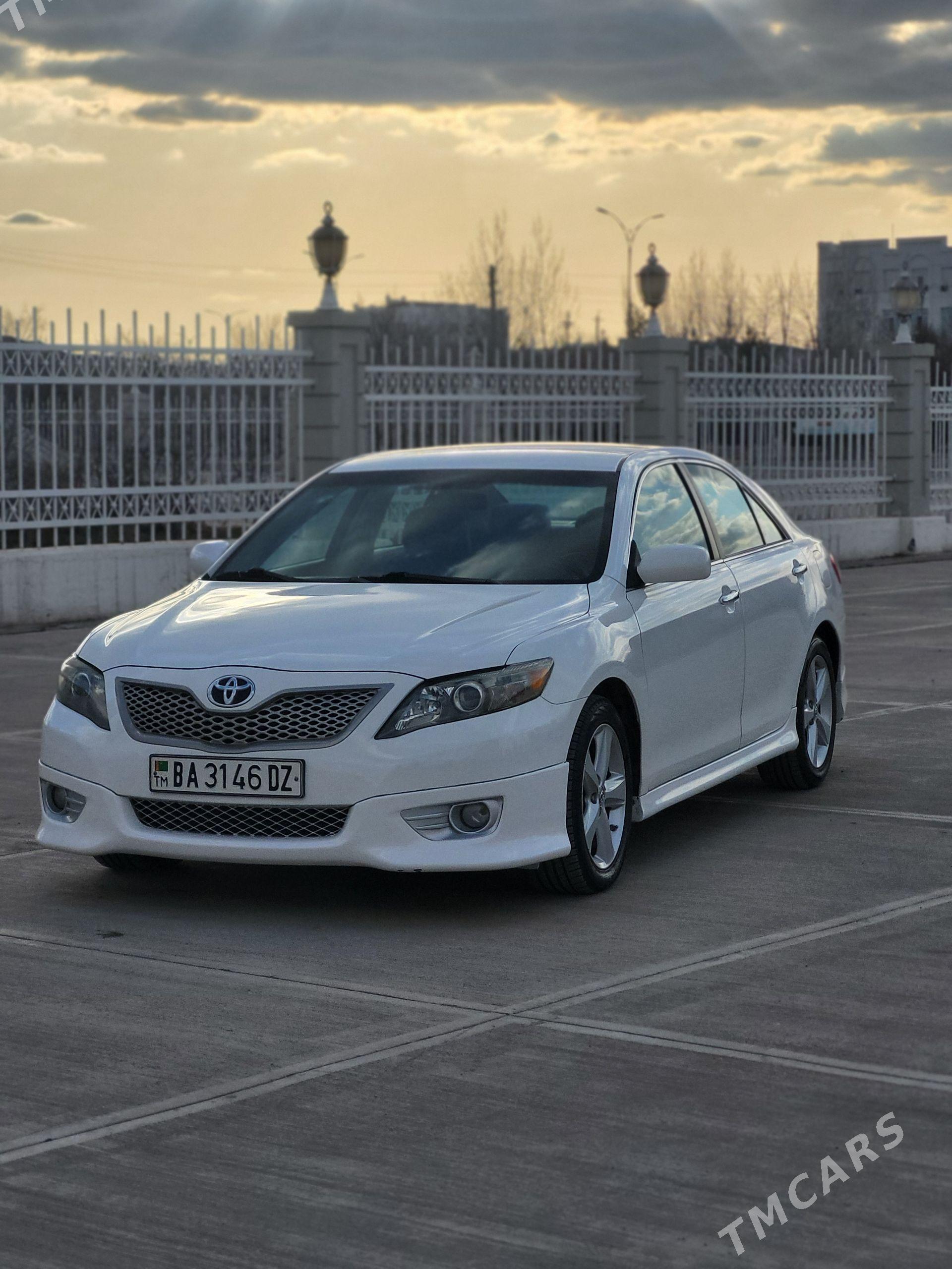 Toyota Camry 2011 - 270 000 TMT - Дашогуз - img 1