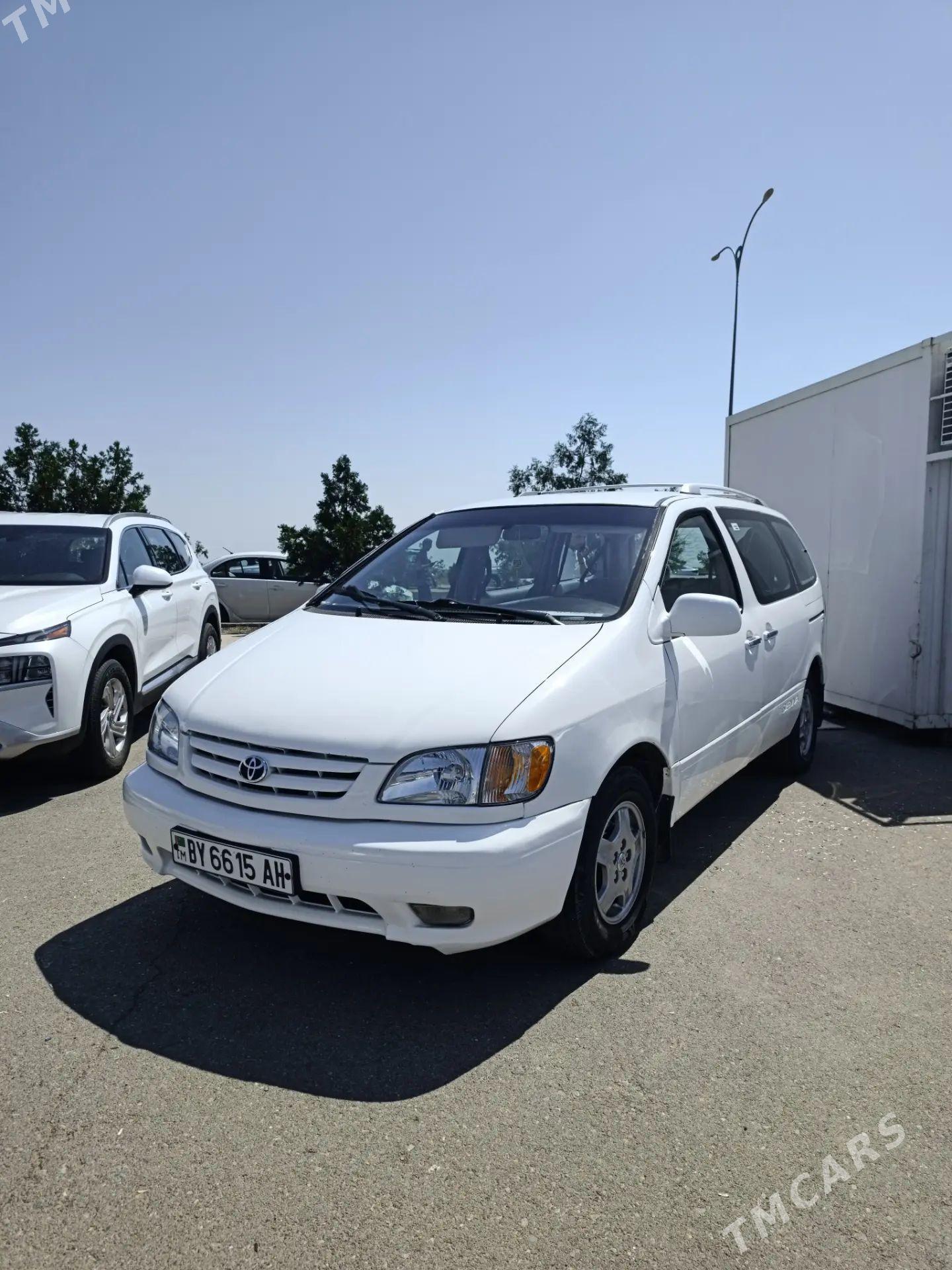 Toyota Sienna 1999 - 185 000 TMT - Гёкдепе - img 1