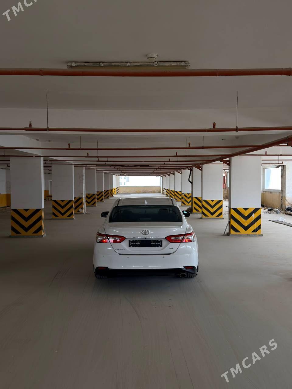 Toyota Camry 2020 - 305 000 TMT - Aşgabat - img 1