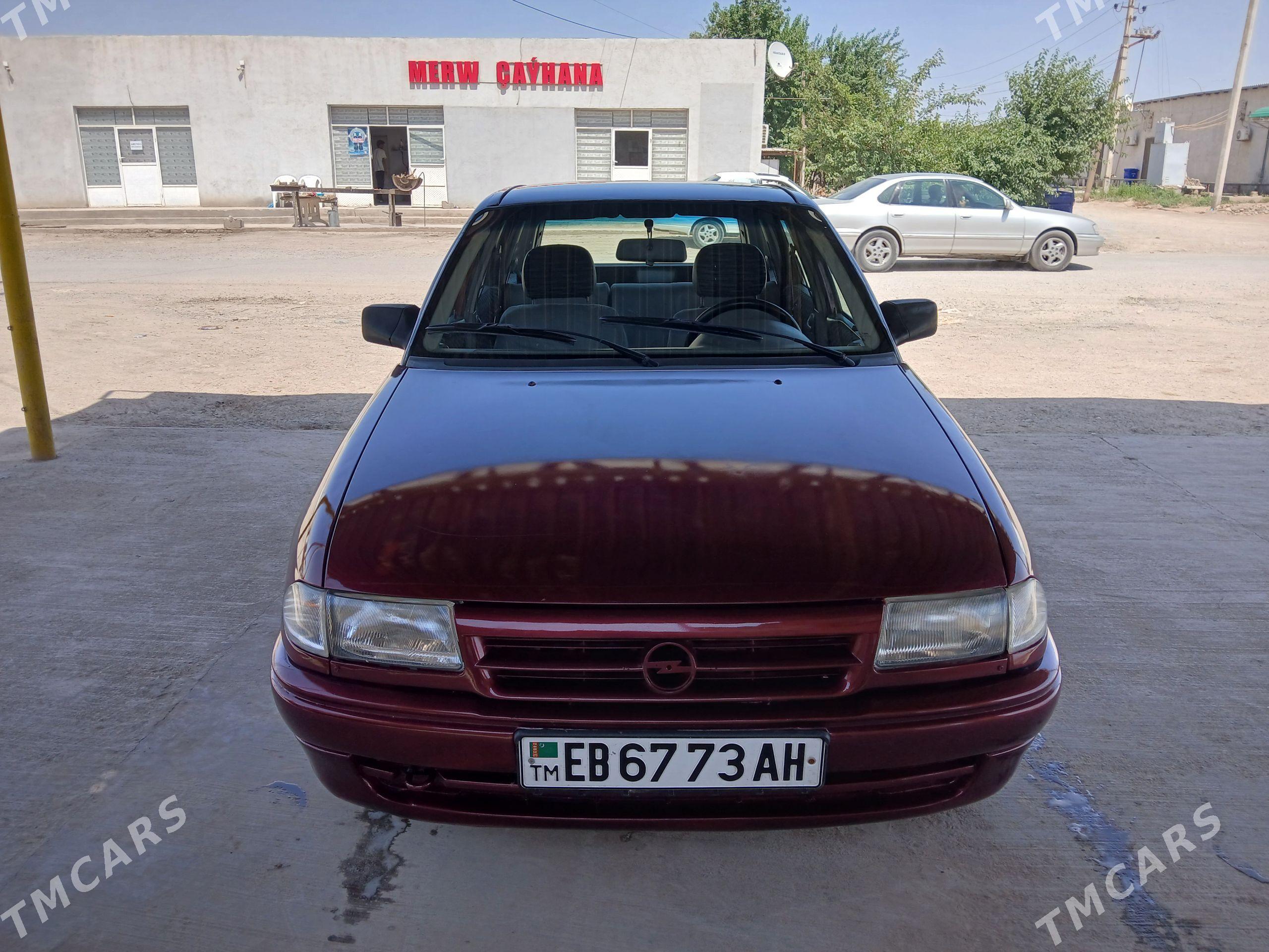 Opel Astra 1992 - 48 000 TMT - Теджен - img 1