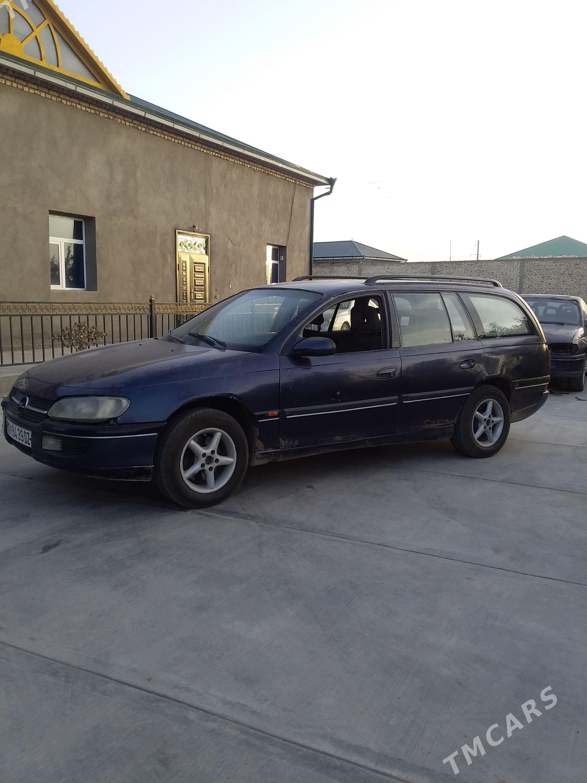 Opel Omega 1995 - 17 000 TMT - Шабатский этрап - img 1