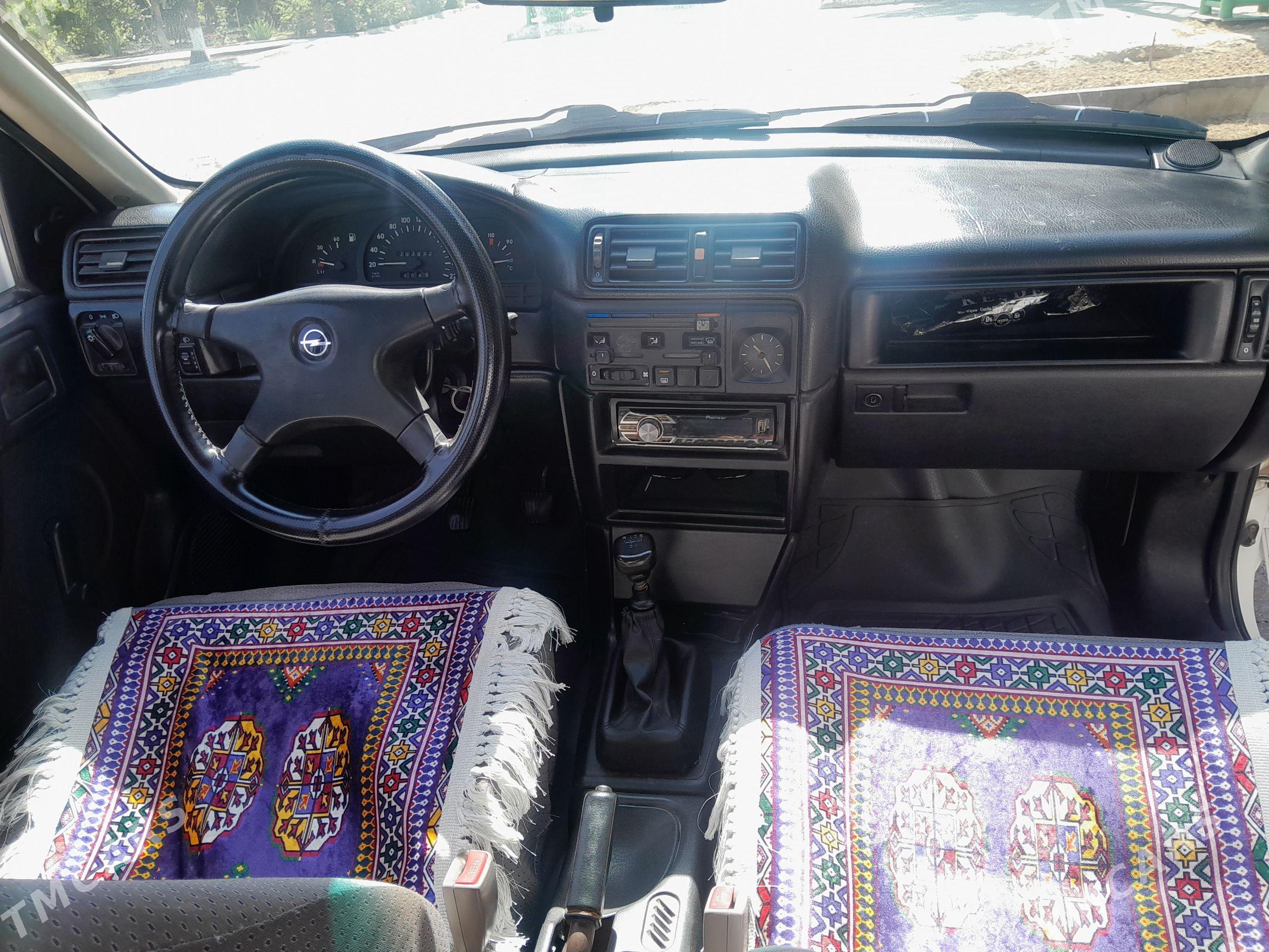 Opel Vectra 1992 - 44 000 TMT - Gökdepe - img 1