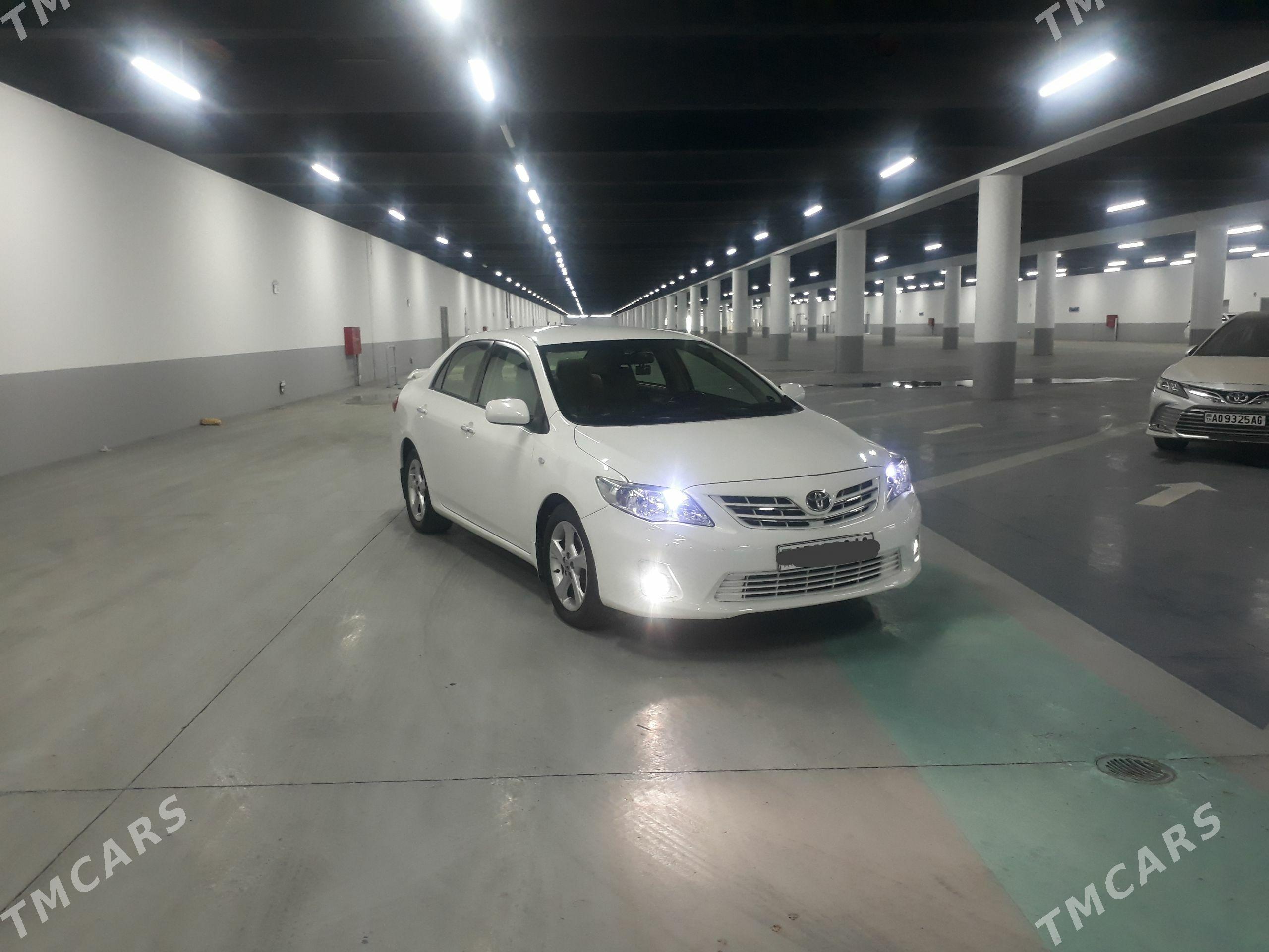 Toyota Corolla 2013 - 197 000 TMT - Ашхабад - img 1