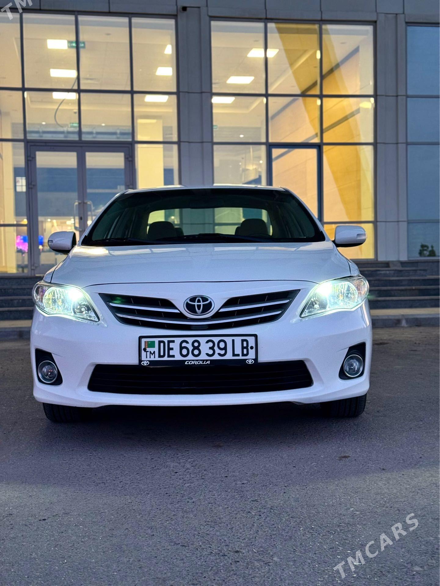 Toyota Corolla 2011 - 185 000 TMT - Туркменабат - img 1