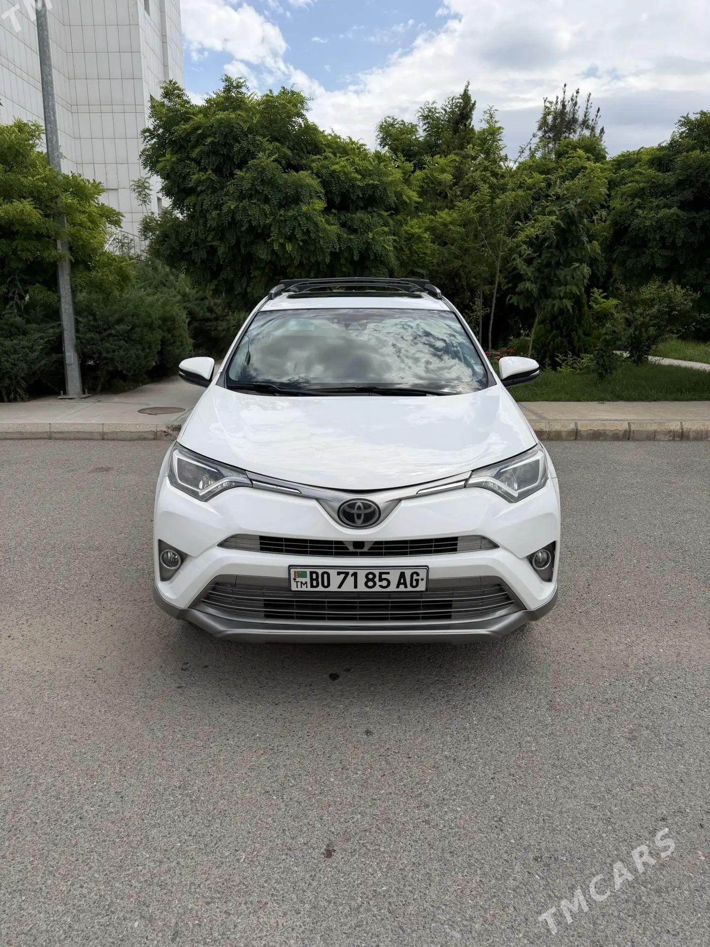 Toyota RAV4 2017 - 335 000 TMT - Aşgabat - img 1