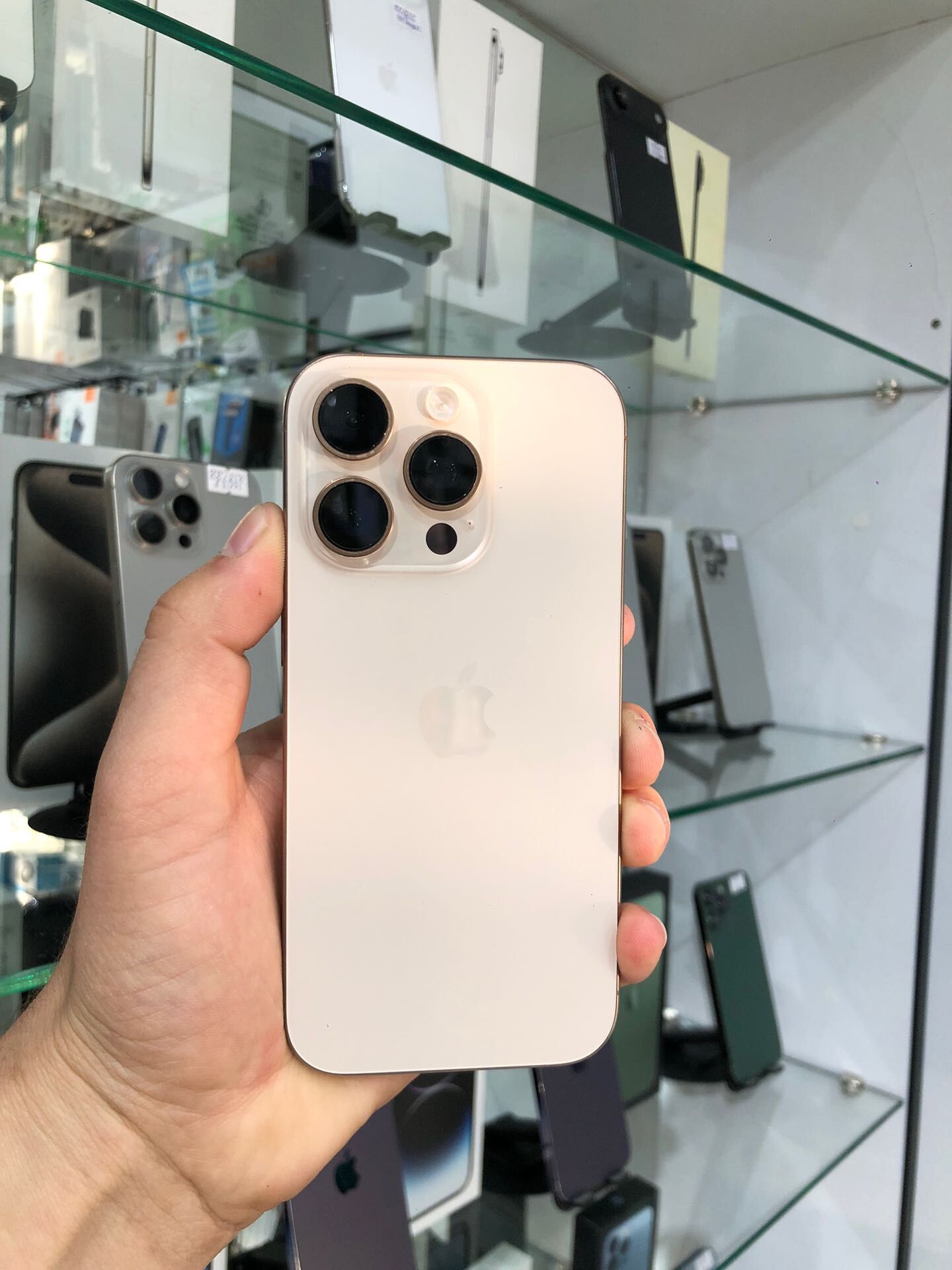 iPhone 16 Pro 93 - Aşgabat - img 1