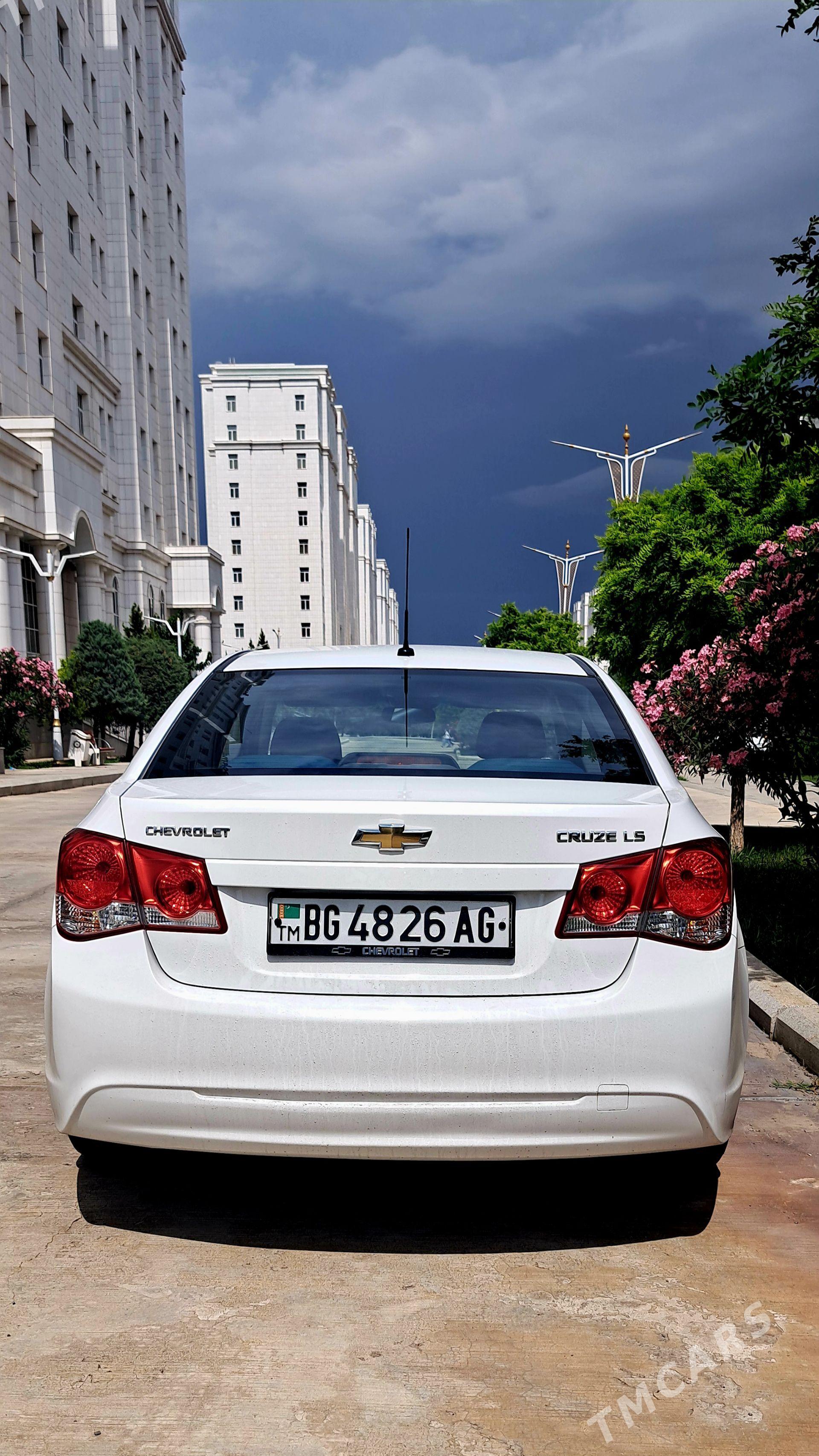 Chevrolet Cruze 2013 - 170 000 TMT - Мир 1 - img 1