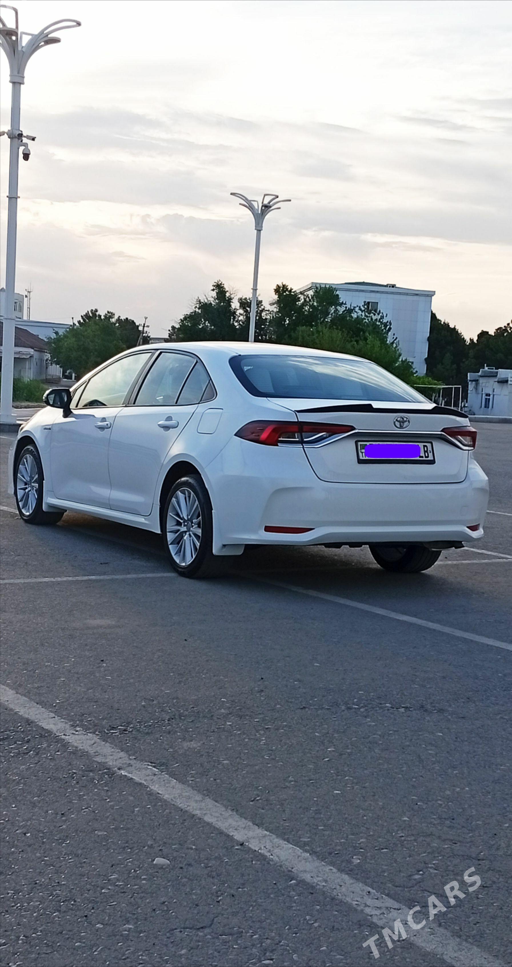 Toyota Corolla 2021 - 228 000 TMT - Туркменабат - img 1