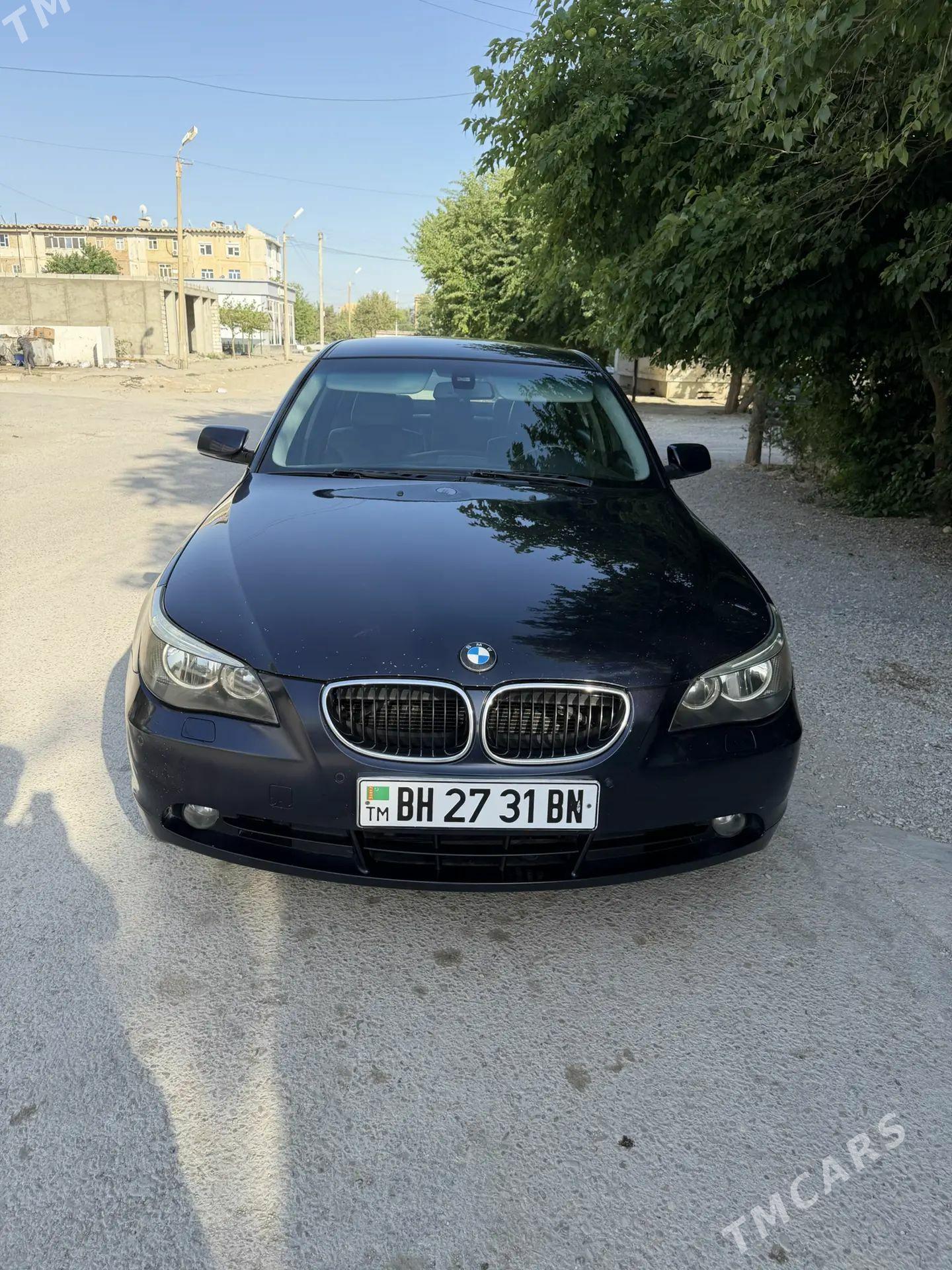 BMW E60 2004 - 220 000 TMT - Балканабат - img 1