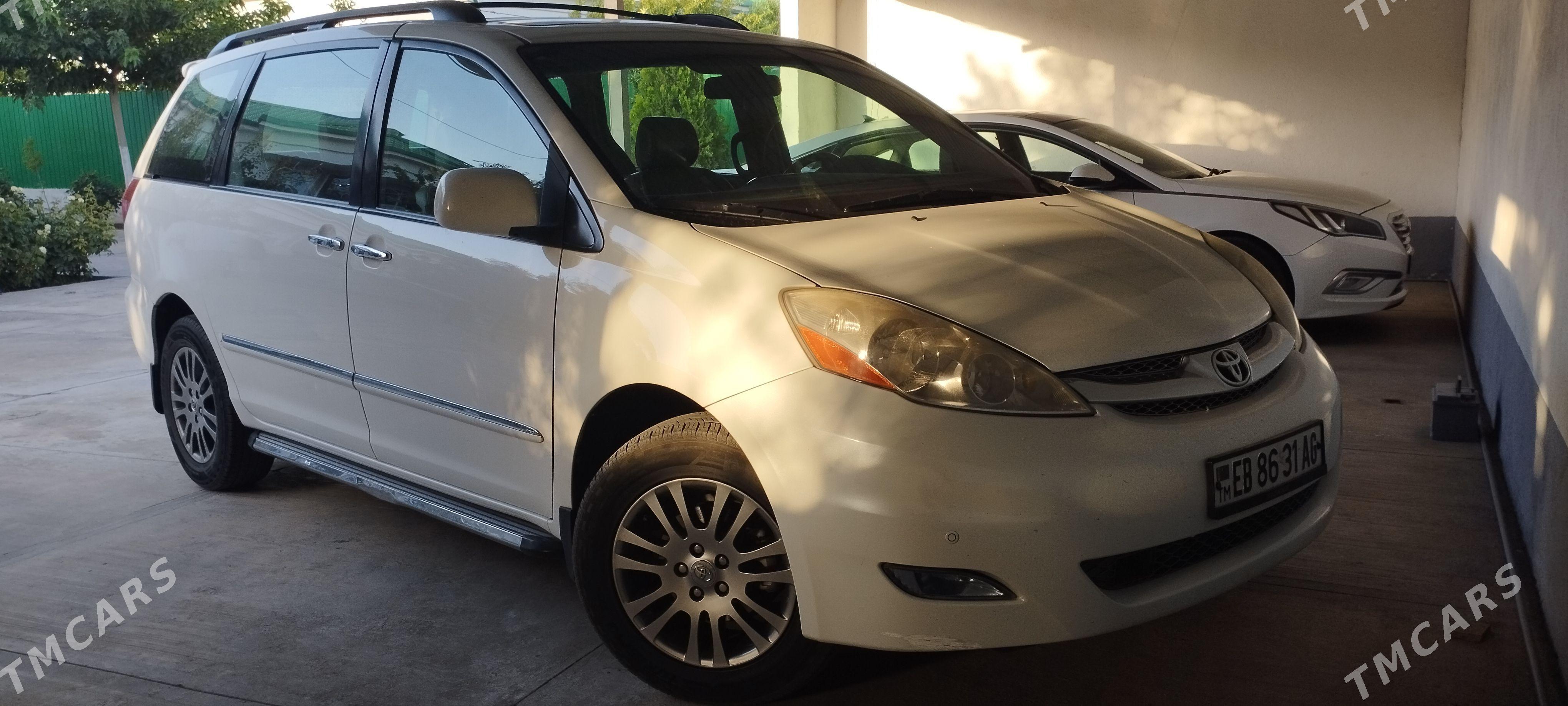 Toyota Sienna 2008 - 310 000 TMT - Ашхабад - img 1