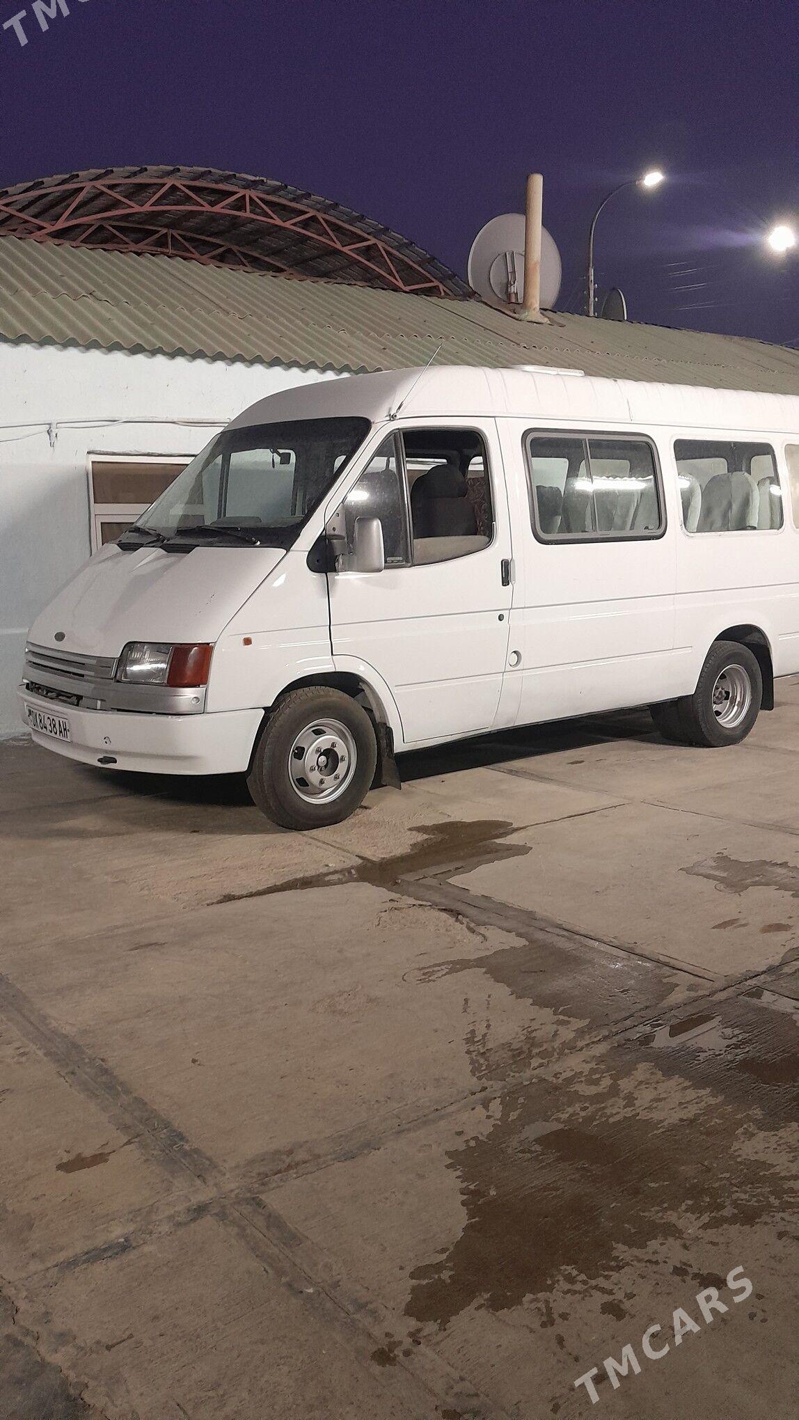 Ford E-Transit Cargo Van 1989 - 60 000 TMT - Кипджак - img 1