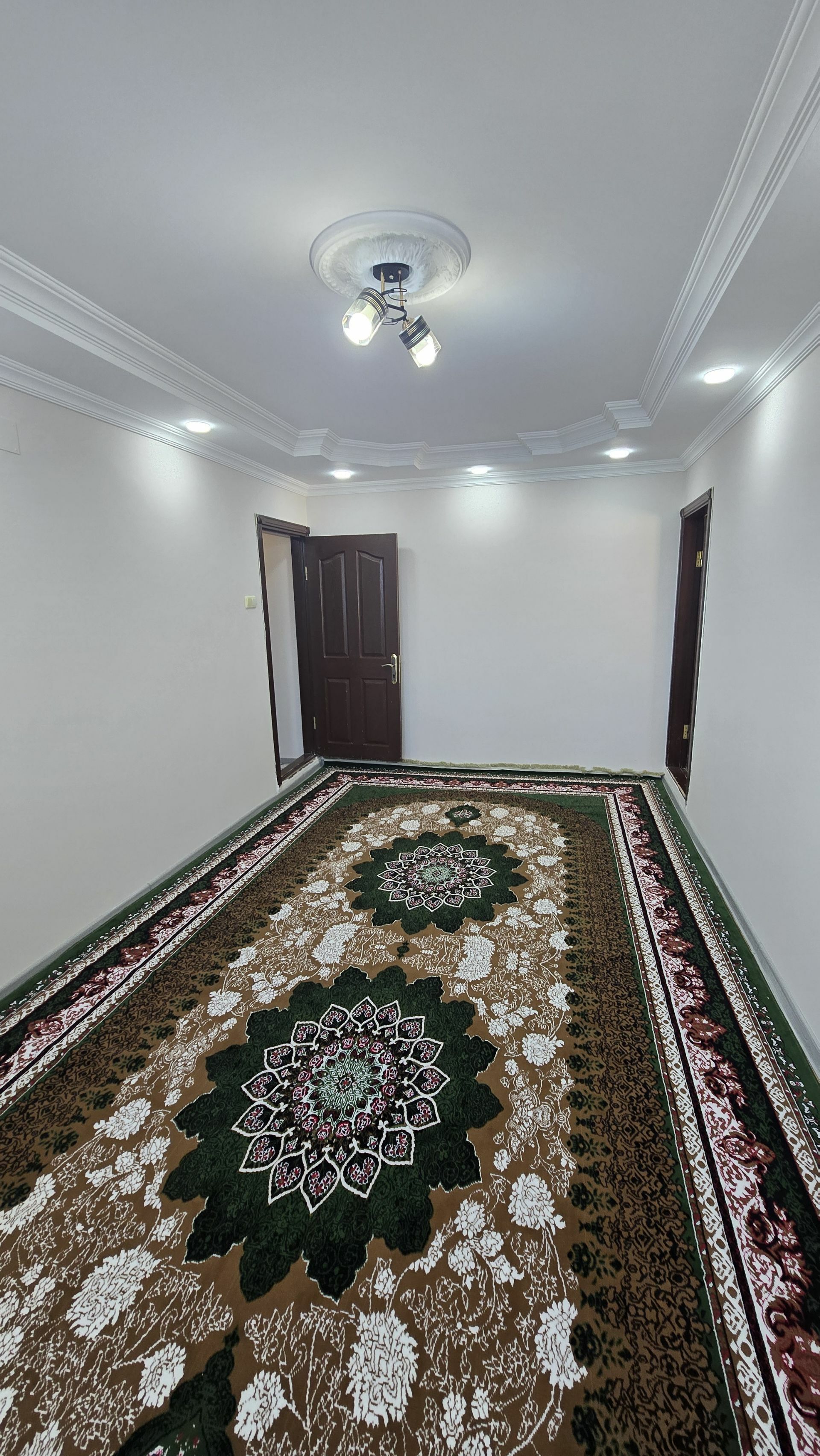 10 mkrn 2 komnat panelka - Aşgabat - img 1