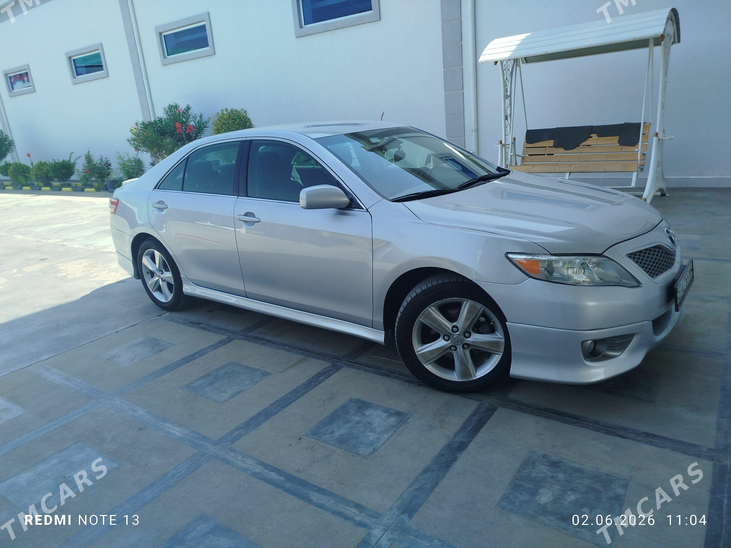 Toyota Camry 2010 - 250 000 TMT - Мары - img 1