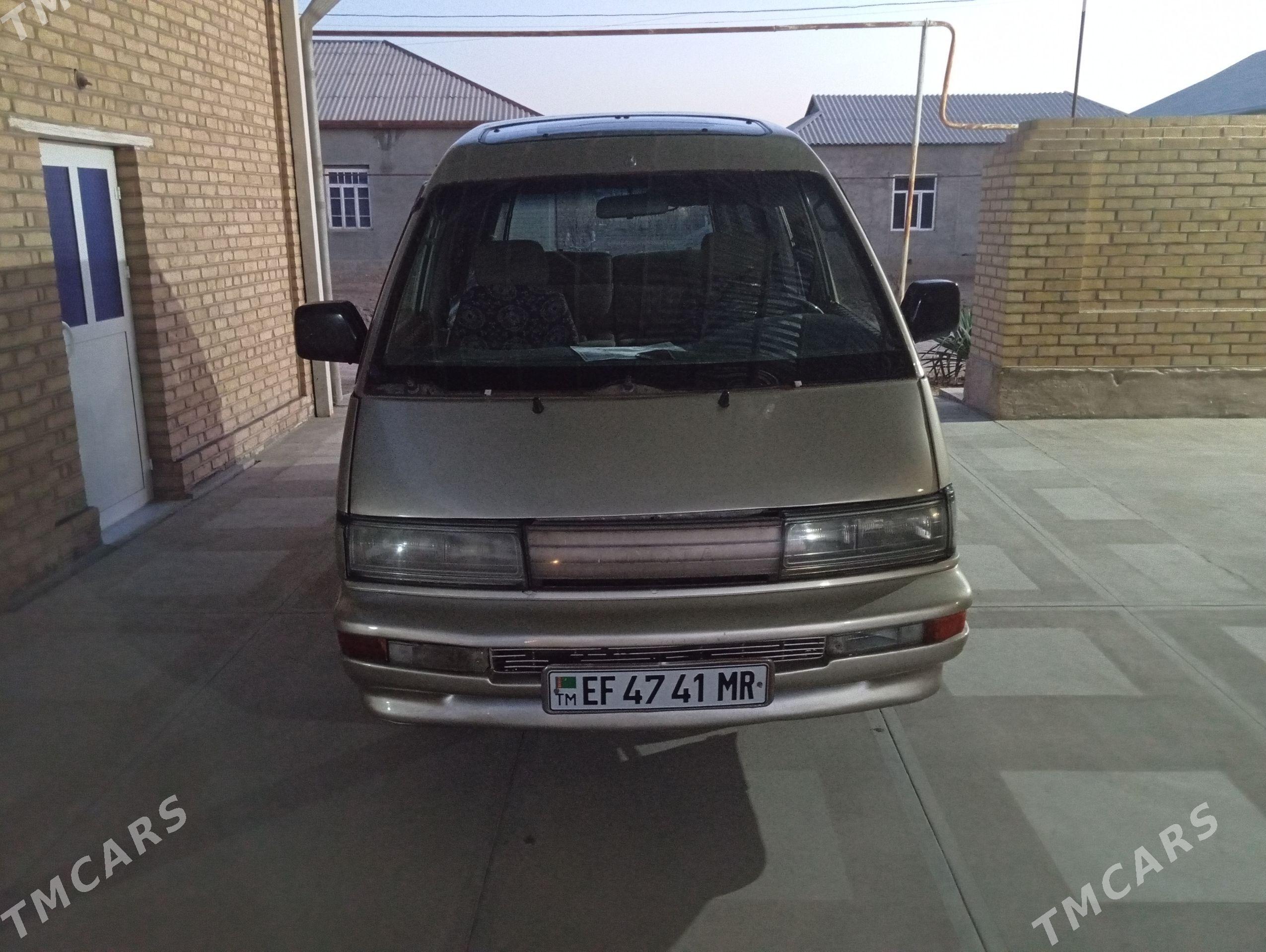 Toyota Town Ace 1991 - 20 000 TMT - Mary - img 1