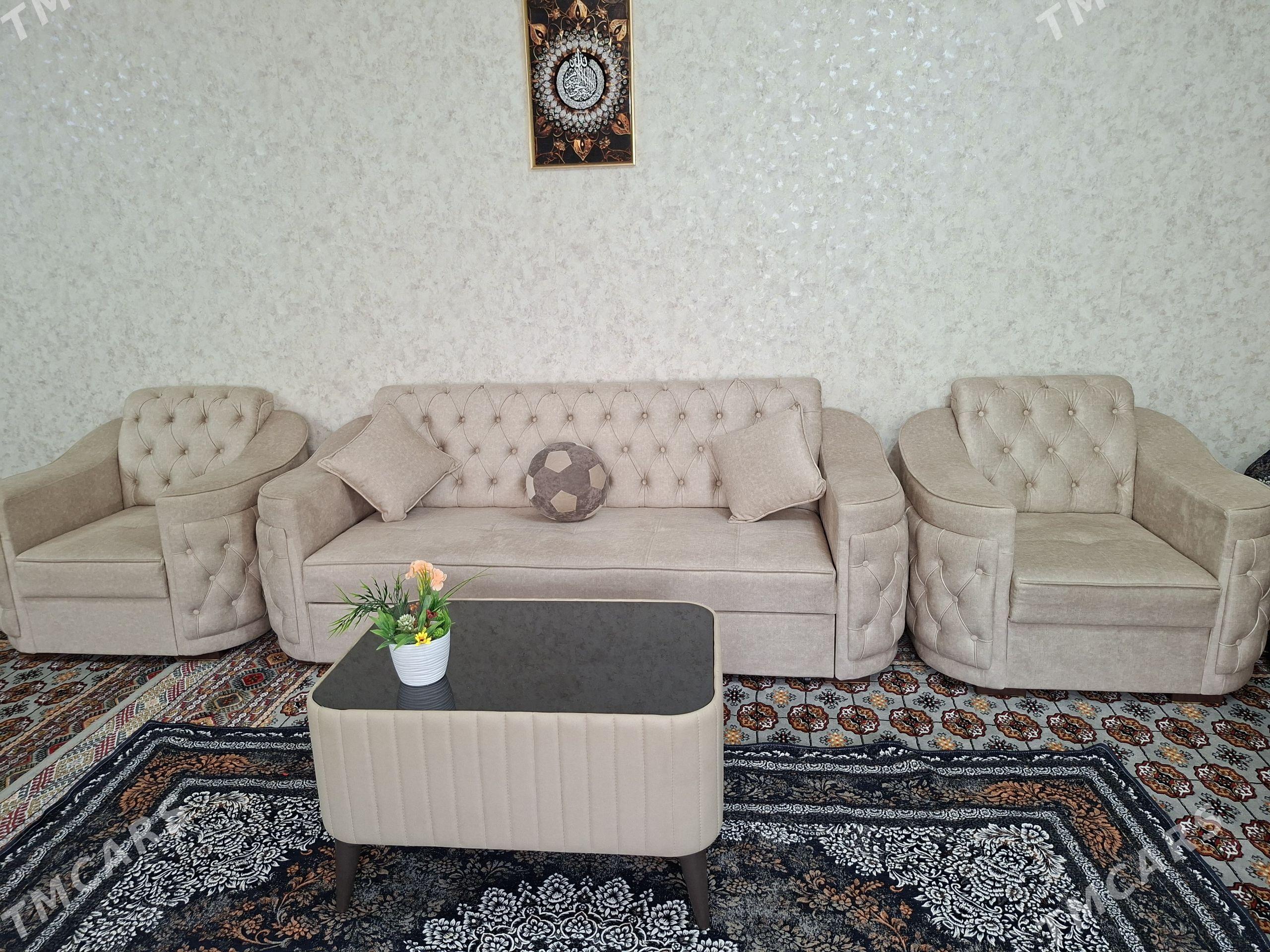 TIROYKA DIWAN - Ашхабад - img 1