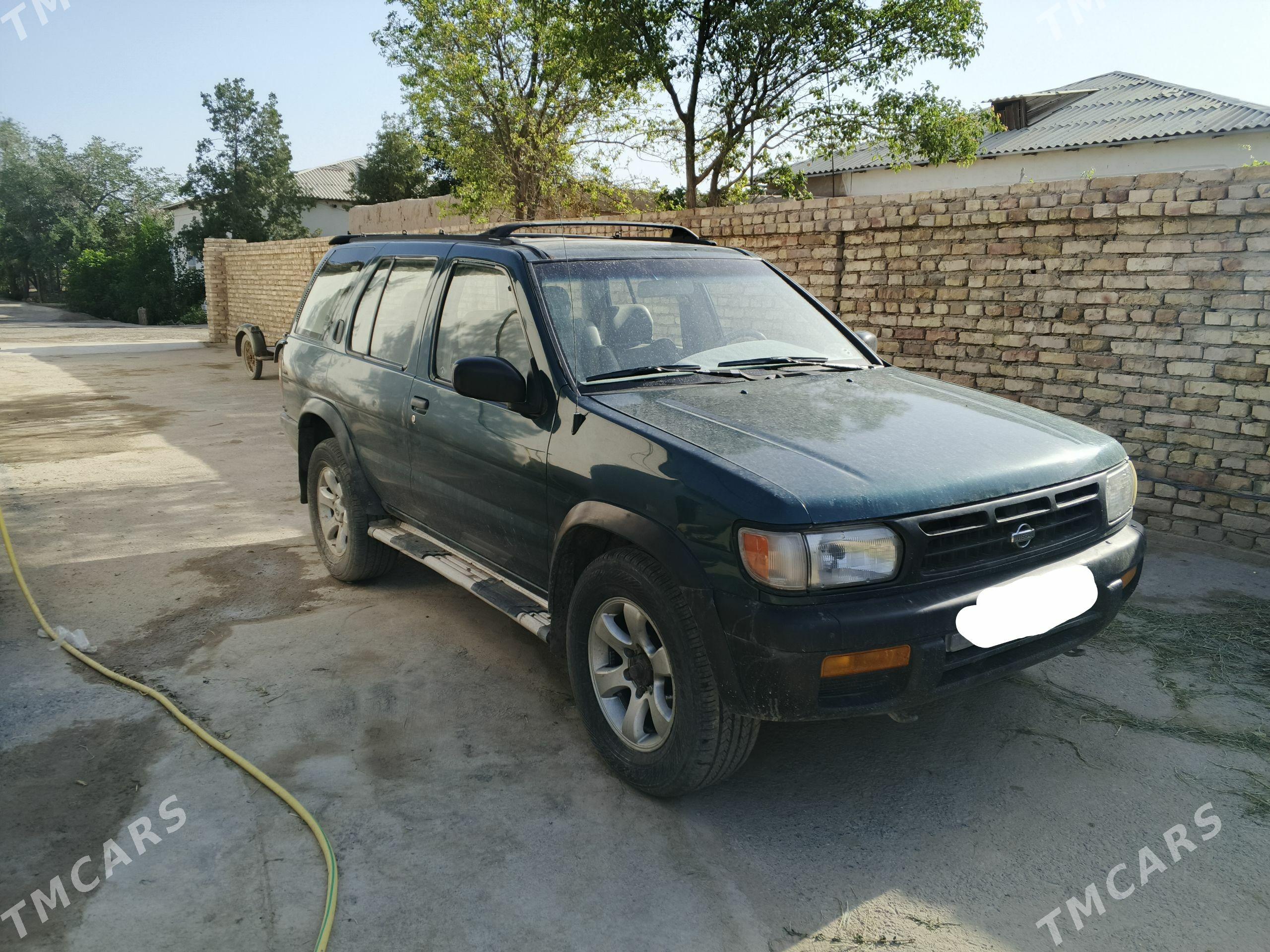 Nissan Pathfinder 1996 - 120 000 TMT - Гороглы (Тагта) - img 1