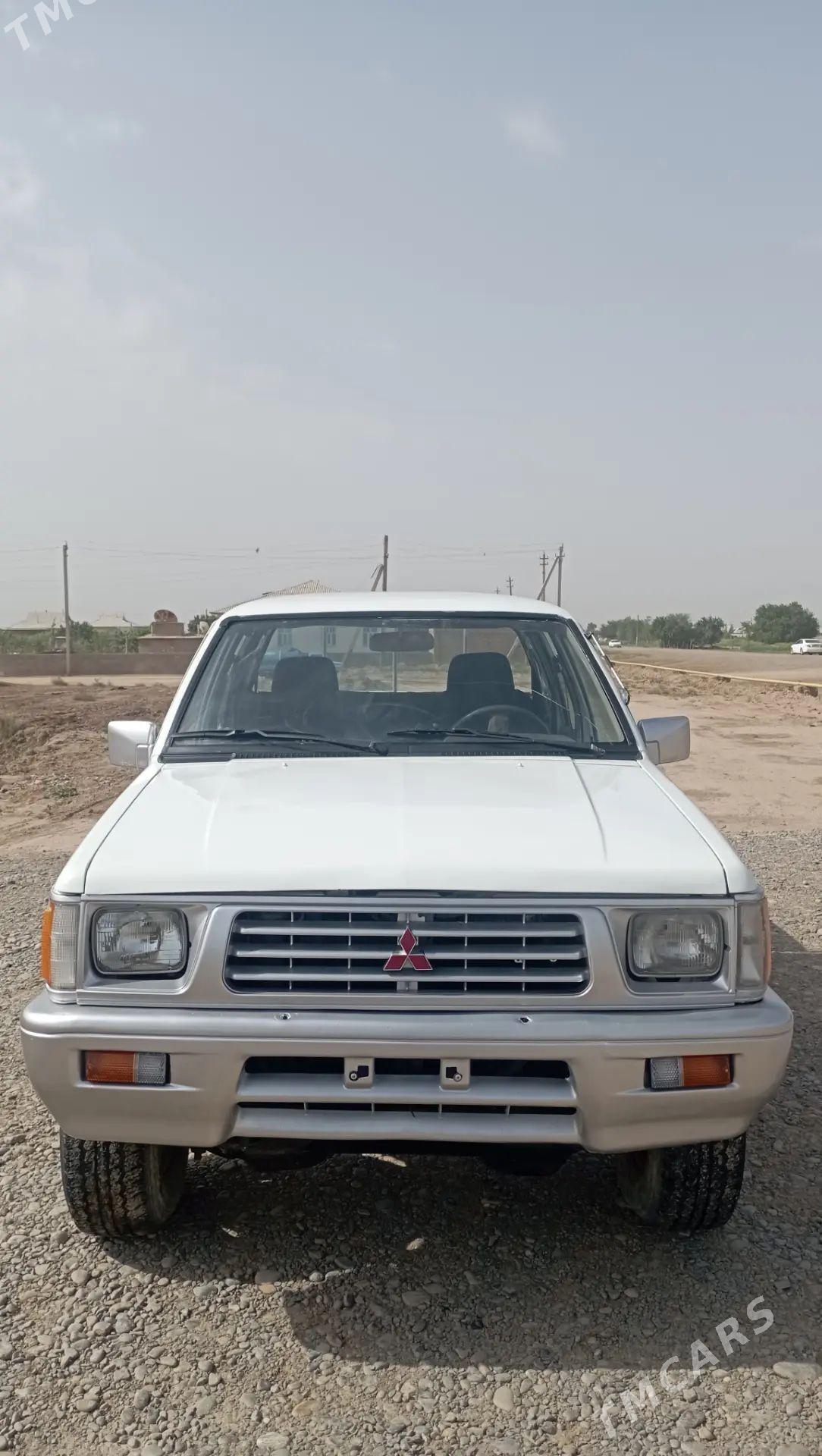 Toyota Corona 1993 - 60 000 TMT - Бабадайхан - img 1