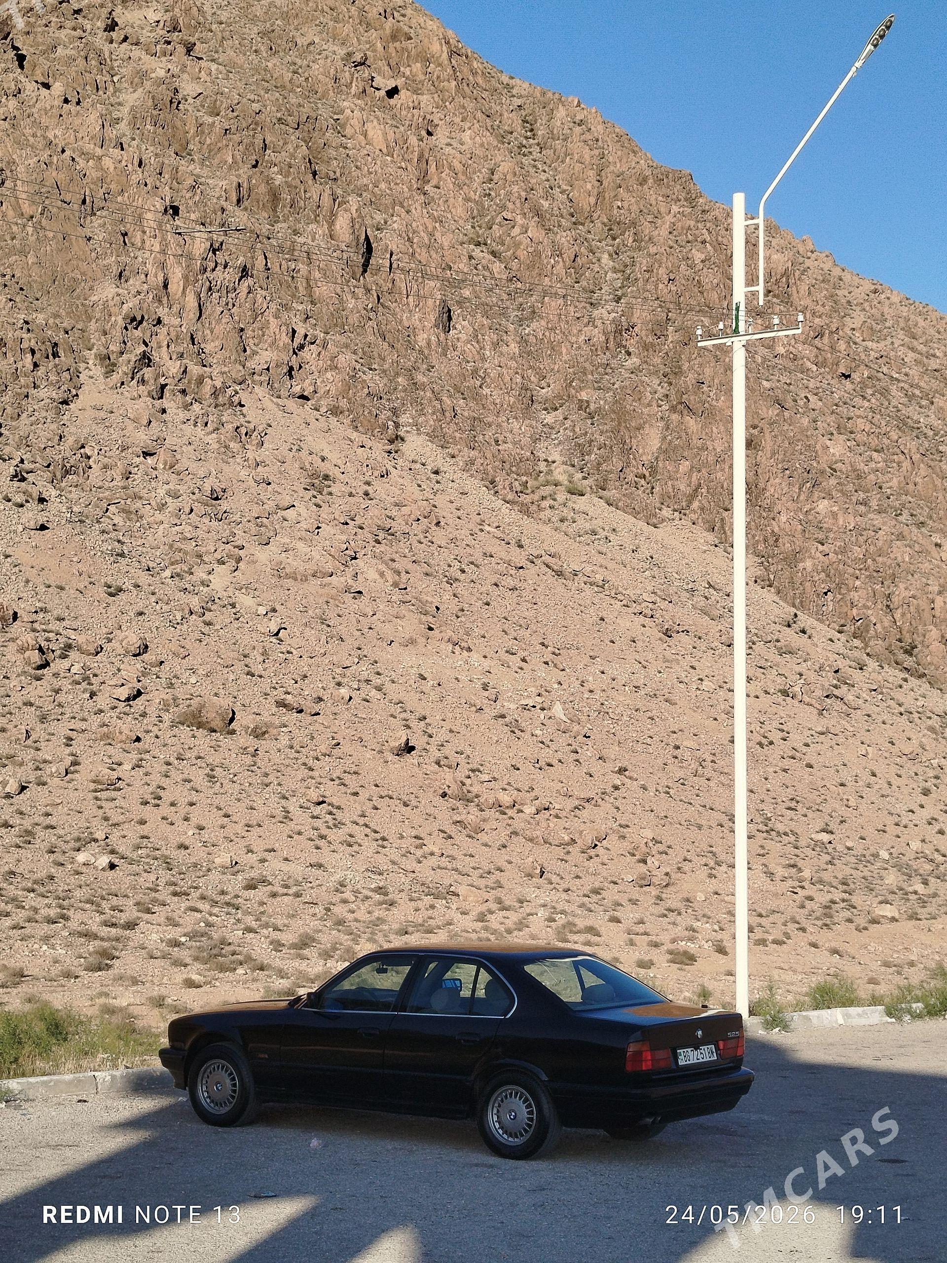 BMW 525 1992 - 70 000 TMT - Гумдаг - img 1