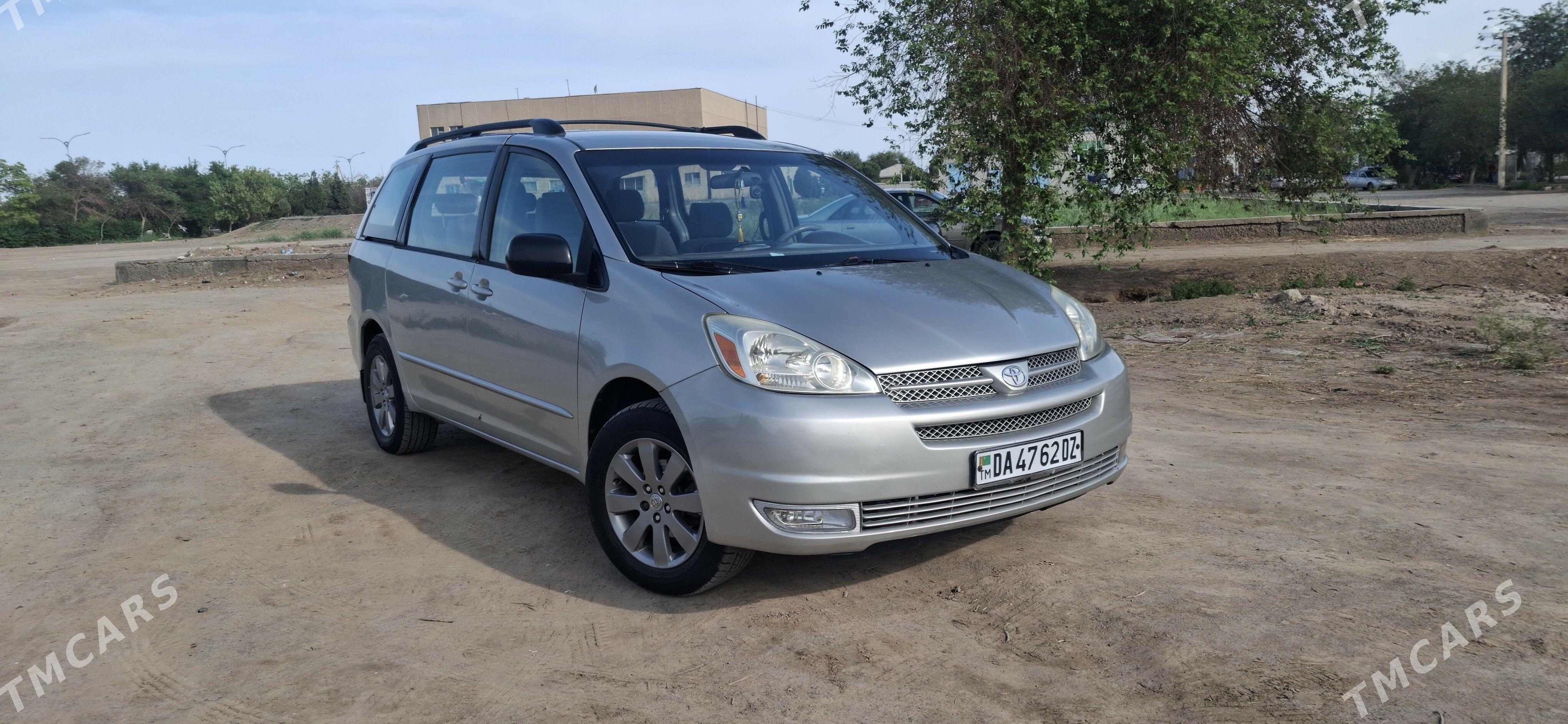 Toyota Sienna 2005 - 260 000 TMT - Дашогуз - img 1